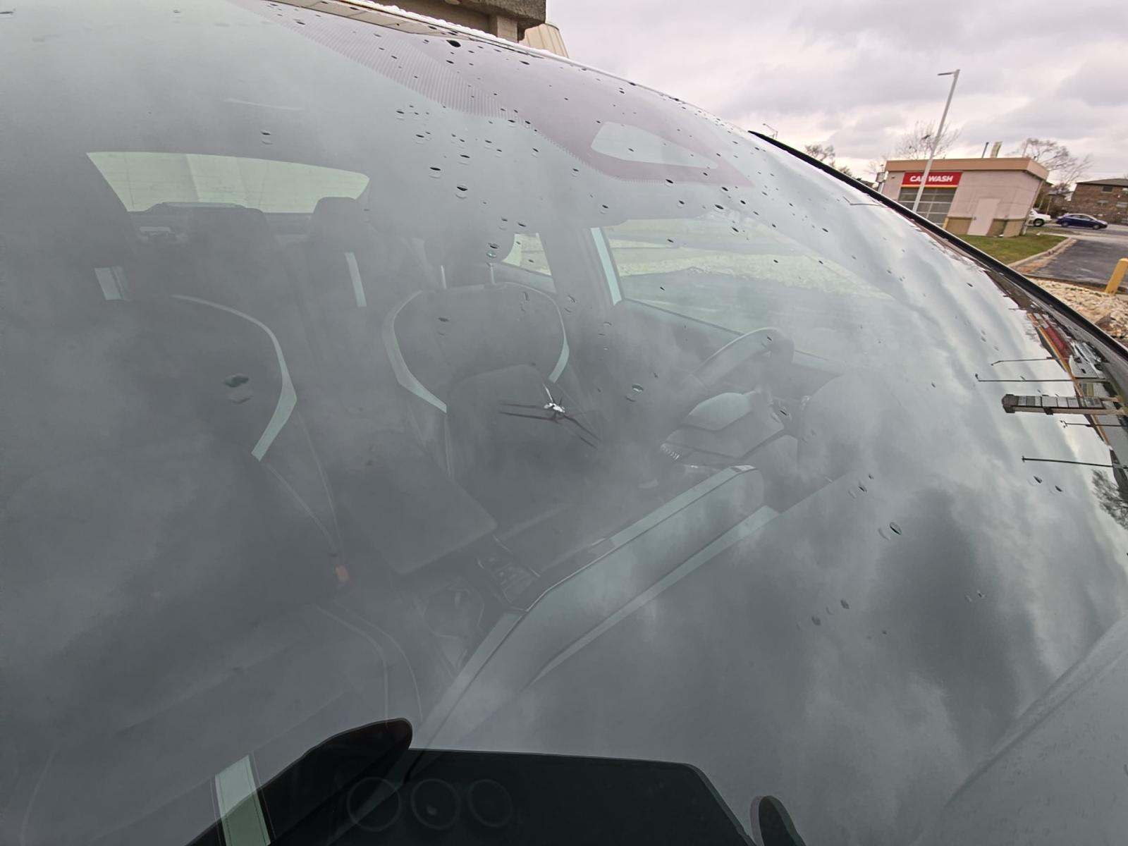 2025 Toyota Camry SE FWD