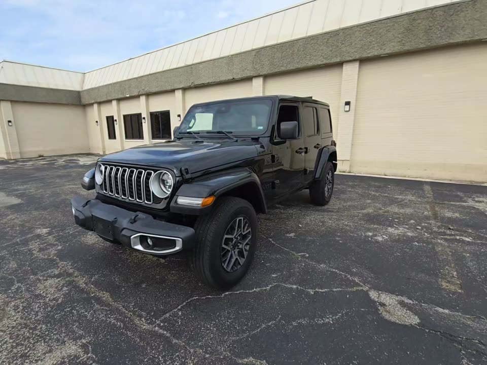 2025 Jeep Wrangler Sahara AWD