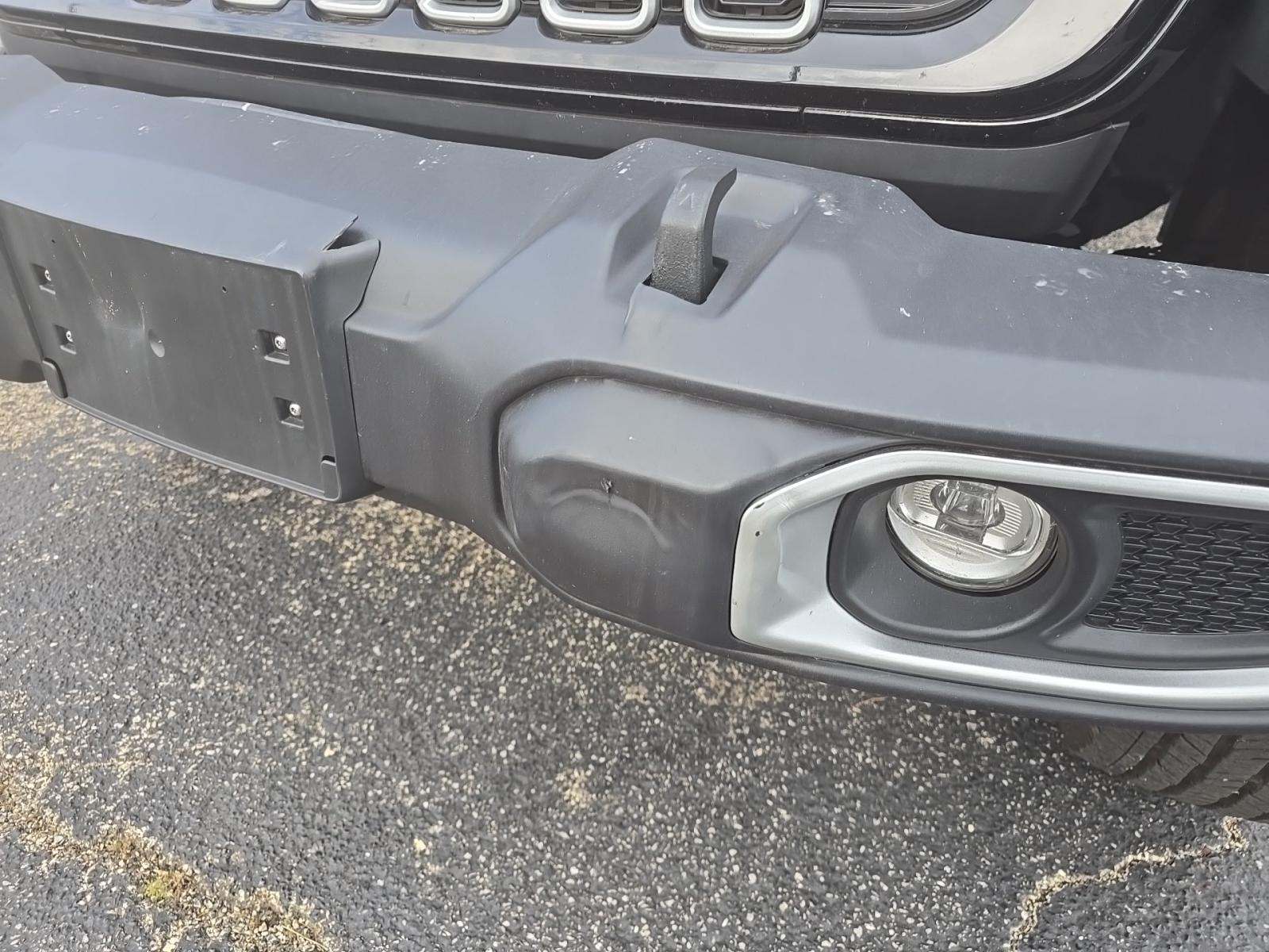 2025 Jeep Wrangler Sahara AWD