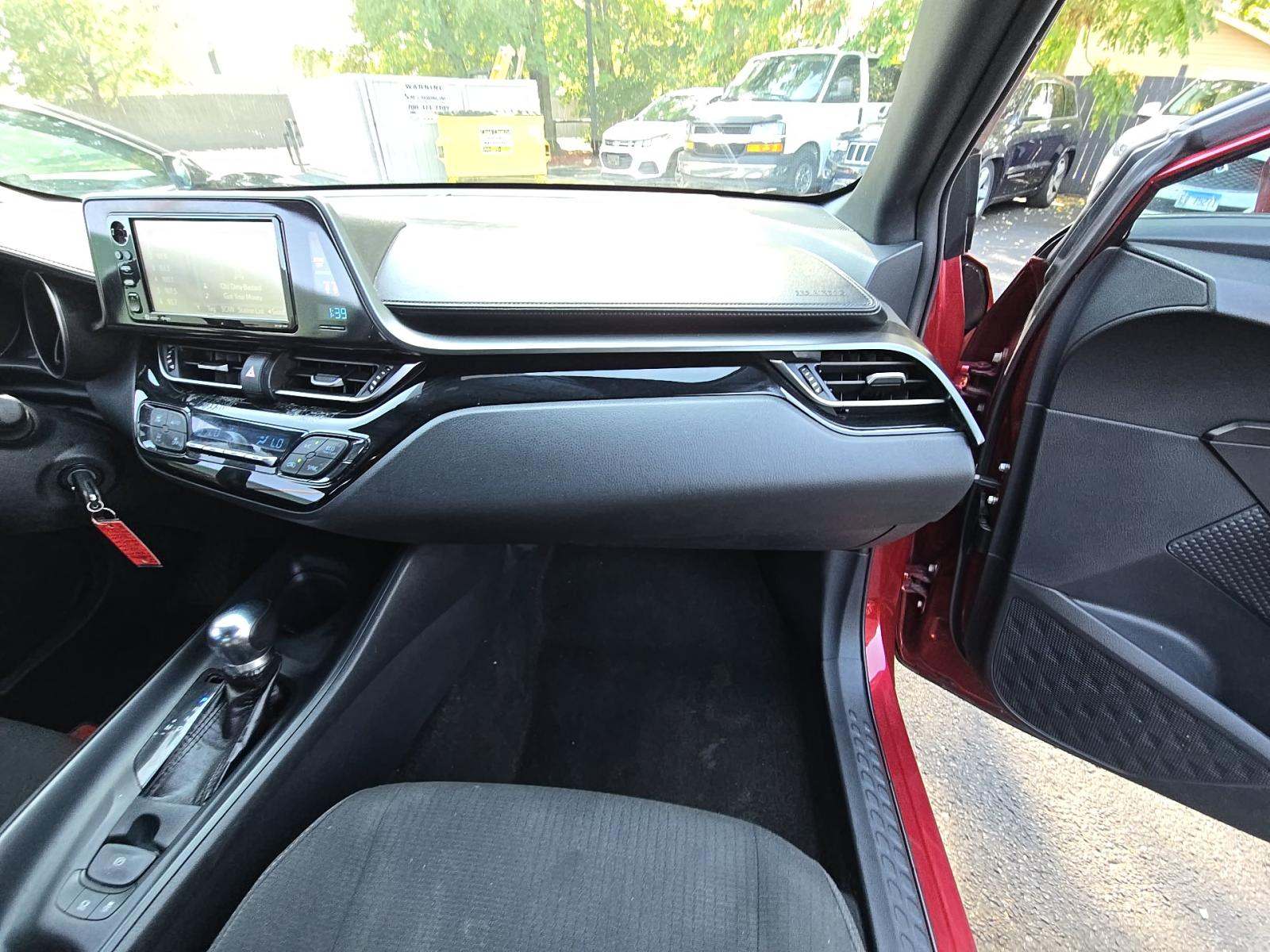 2018 Toyota C-HR XLE FWD