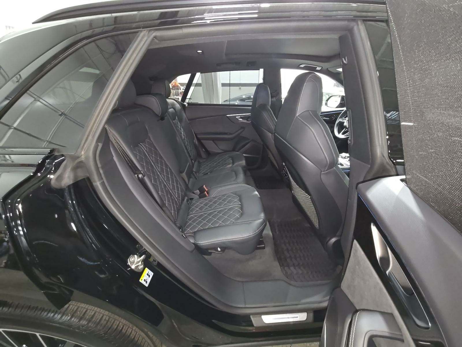 2023 Audi SQ8 Premium Plus AWD