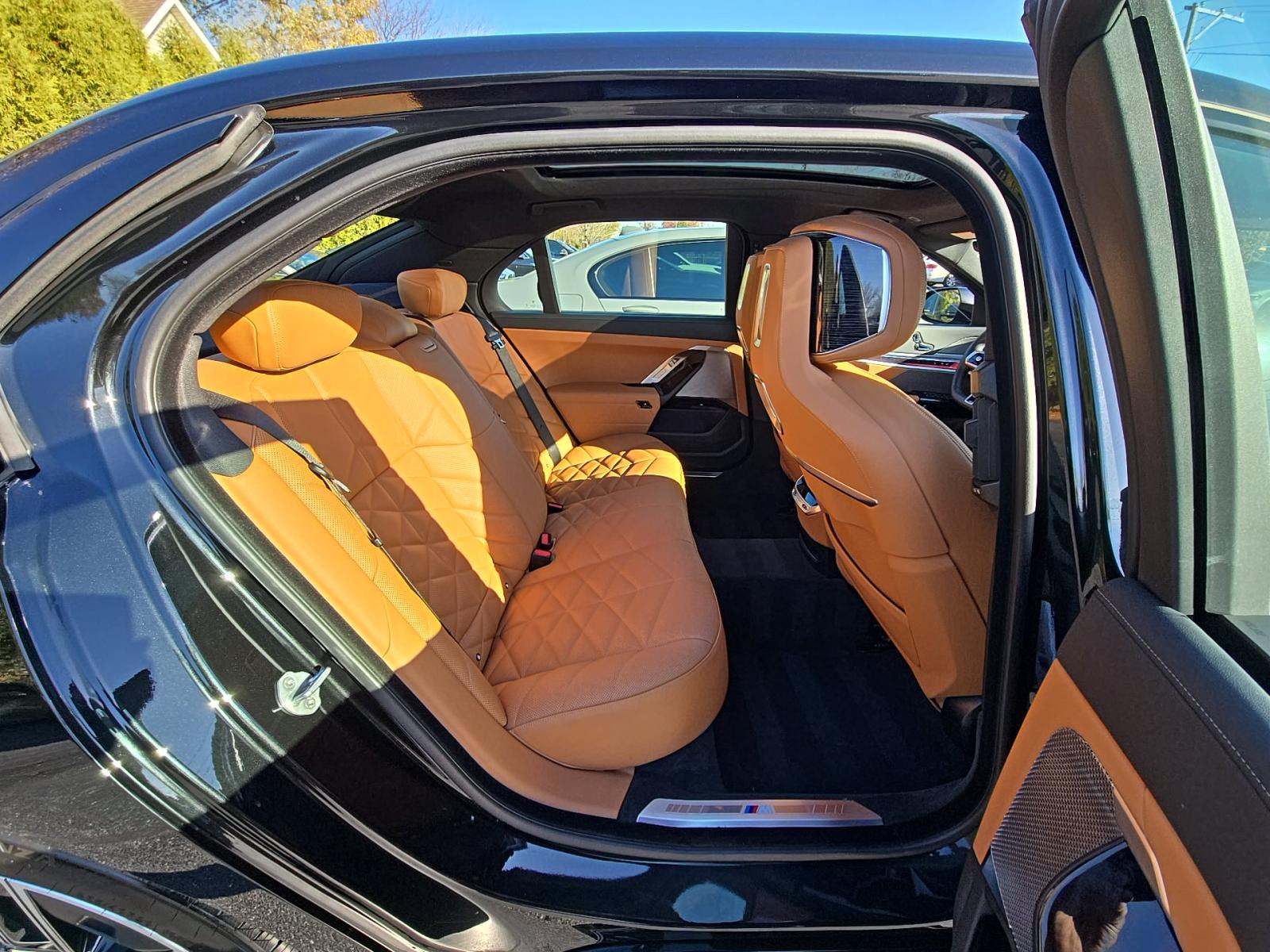 2025 BMW 7 Series 740i xDrive AWD