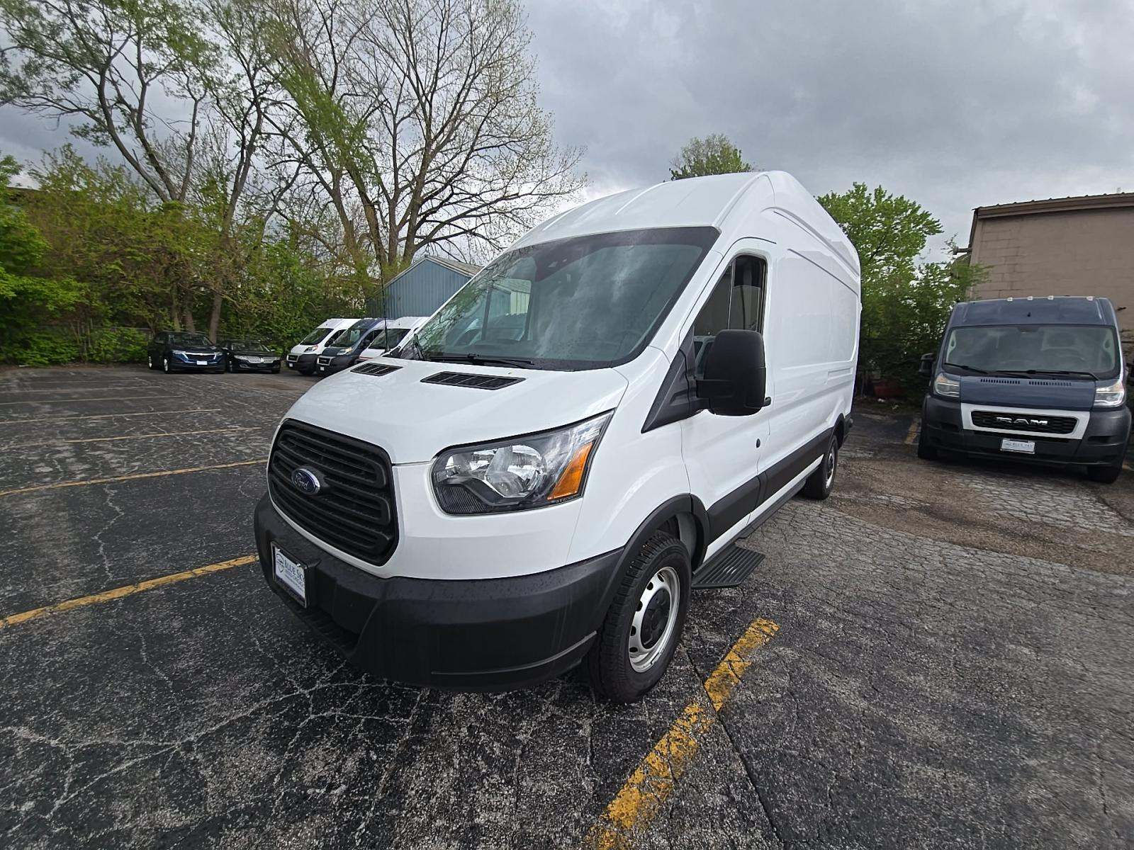 FORD TRANSIT 250 - 1