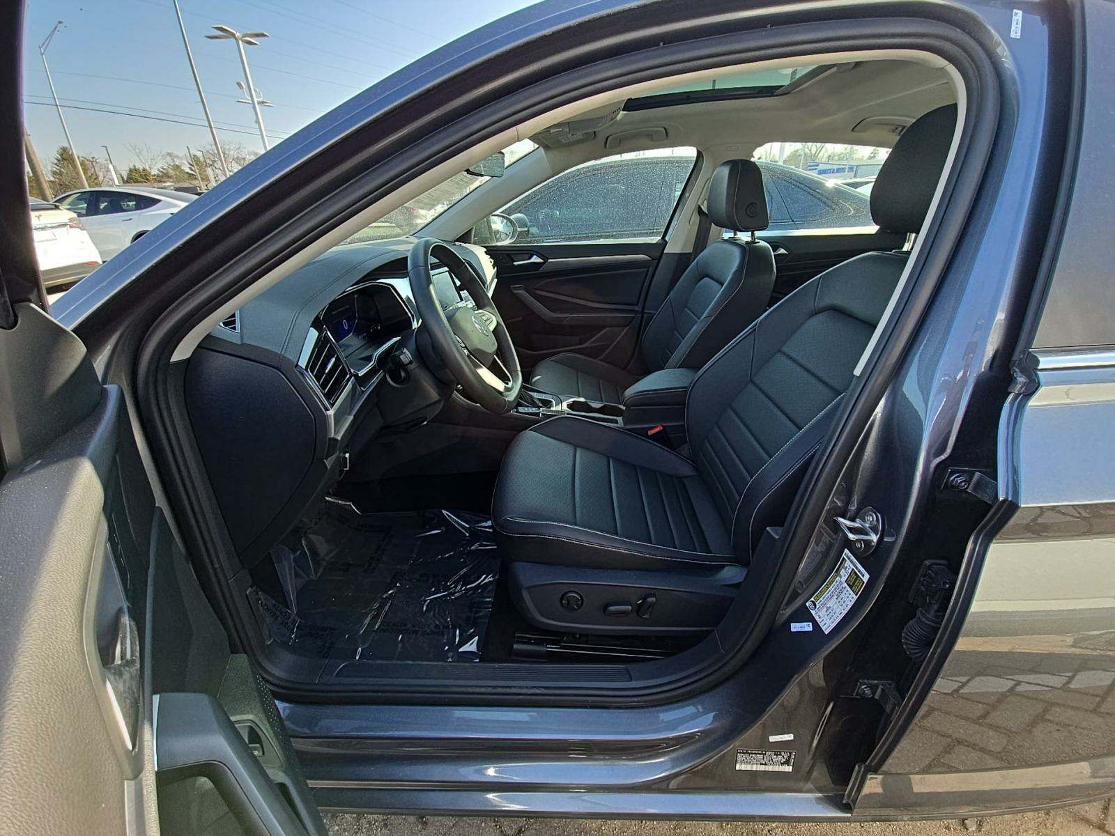 2024 Volkswagen Jetta 1.5T SE FWD