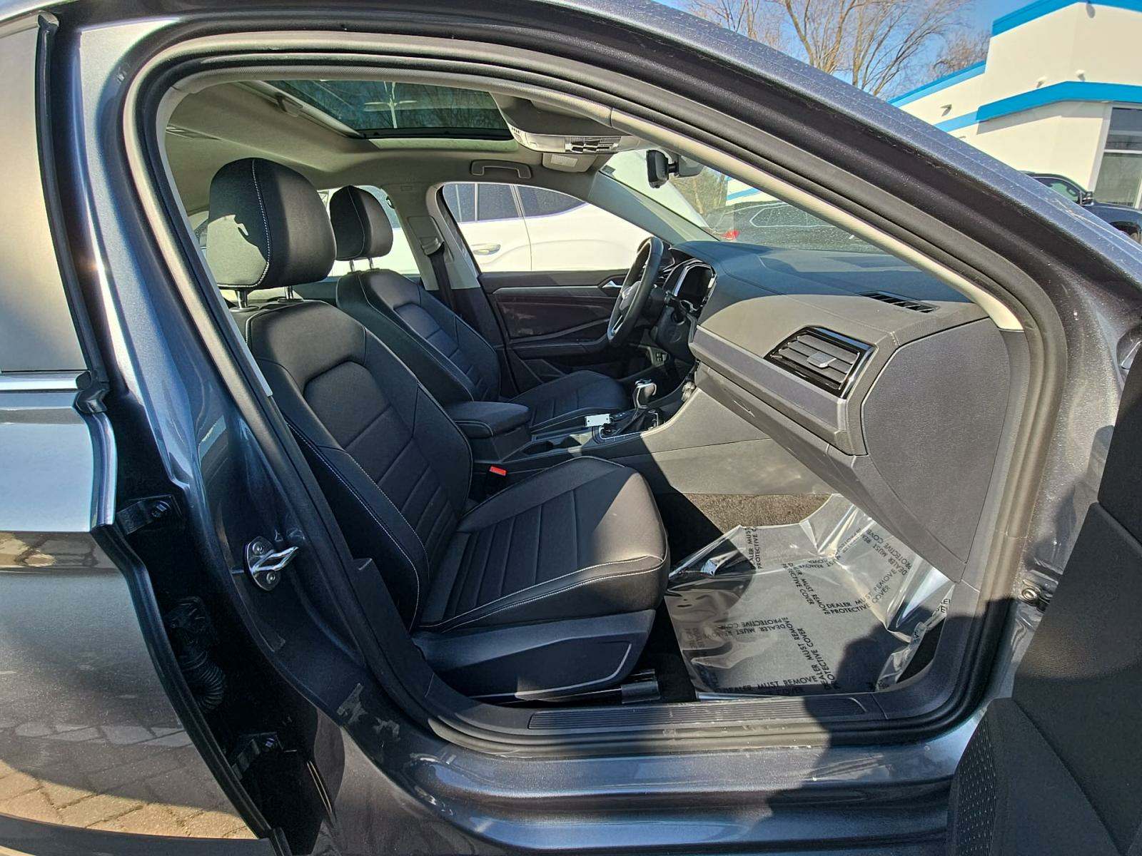 2024 Volkswagen Jetta 1.5T SE FWD