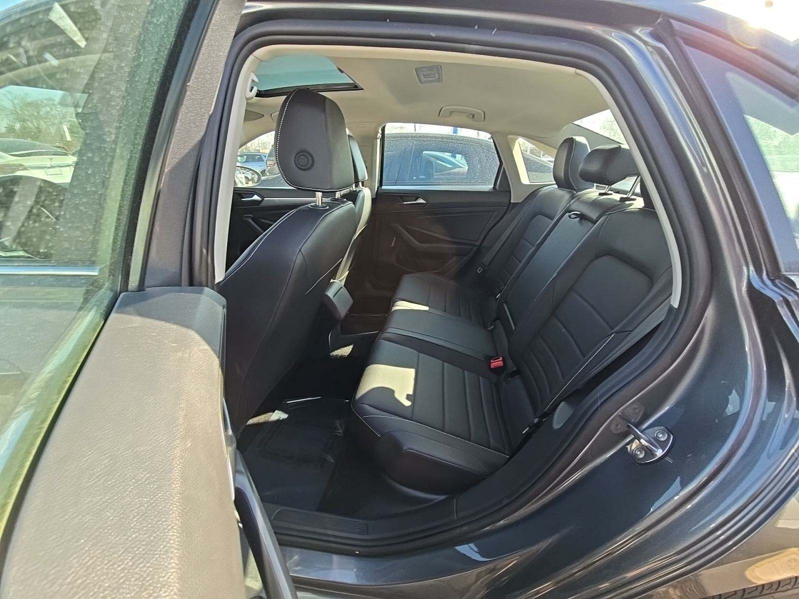 2024 Volkswagen Jetta 1.5T SE FWD