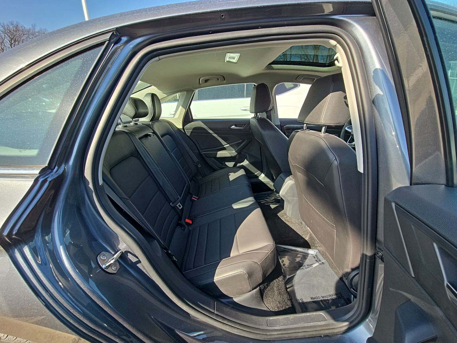 2024 Volkswagen Jetta 1.5T SE FWD