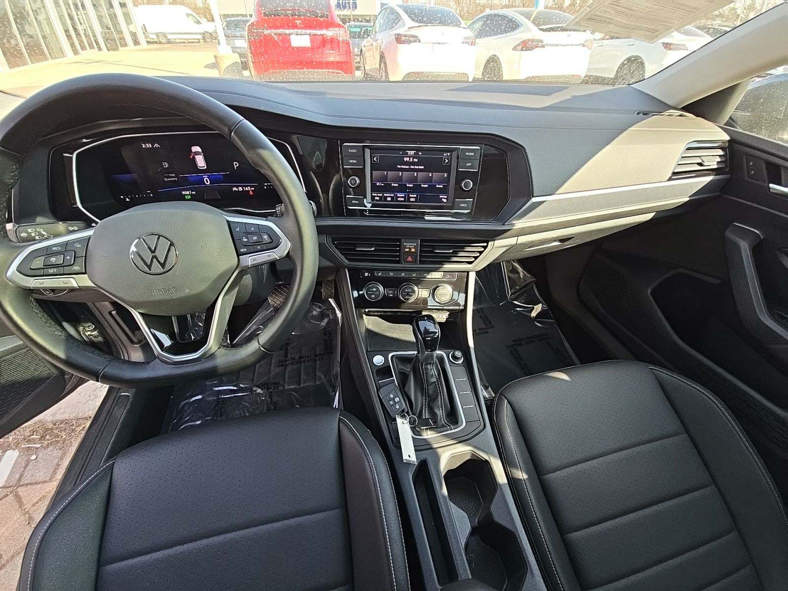 2024 Volkswagen Jetta 1.5T SE FWD