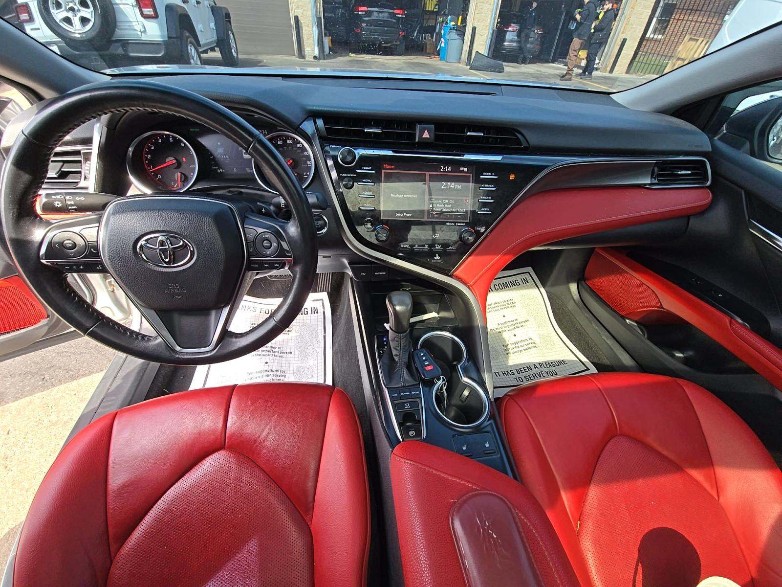 2020 Toyota Camry XSE FWD