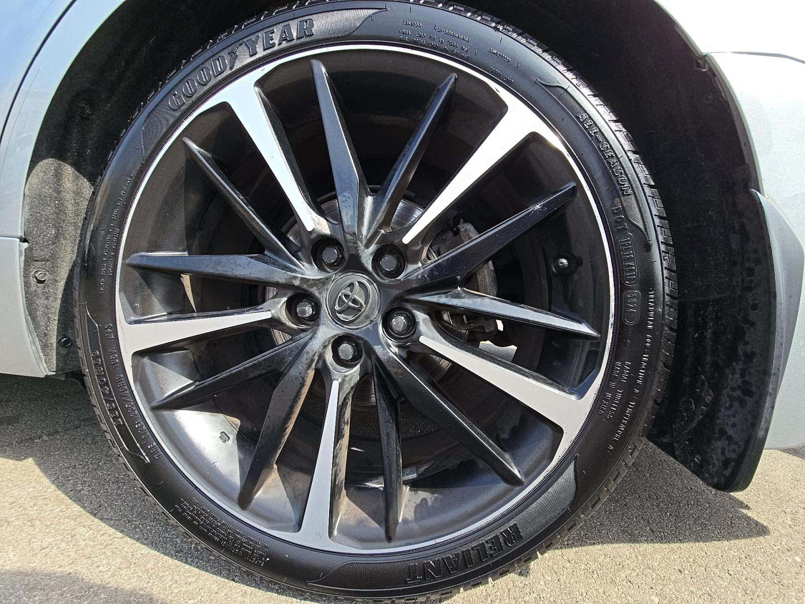 2020 Toyota Camry XSE FWD