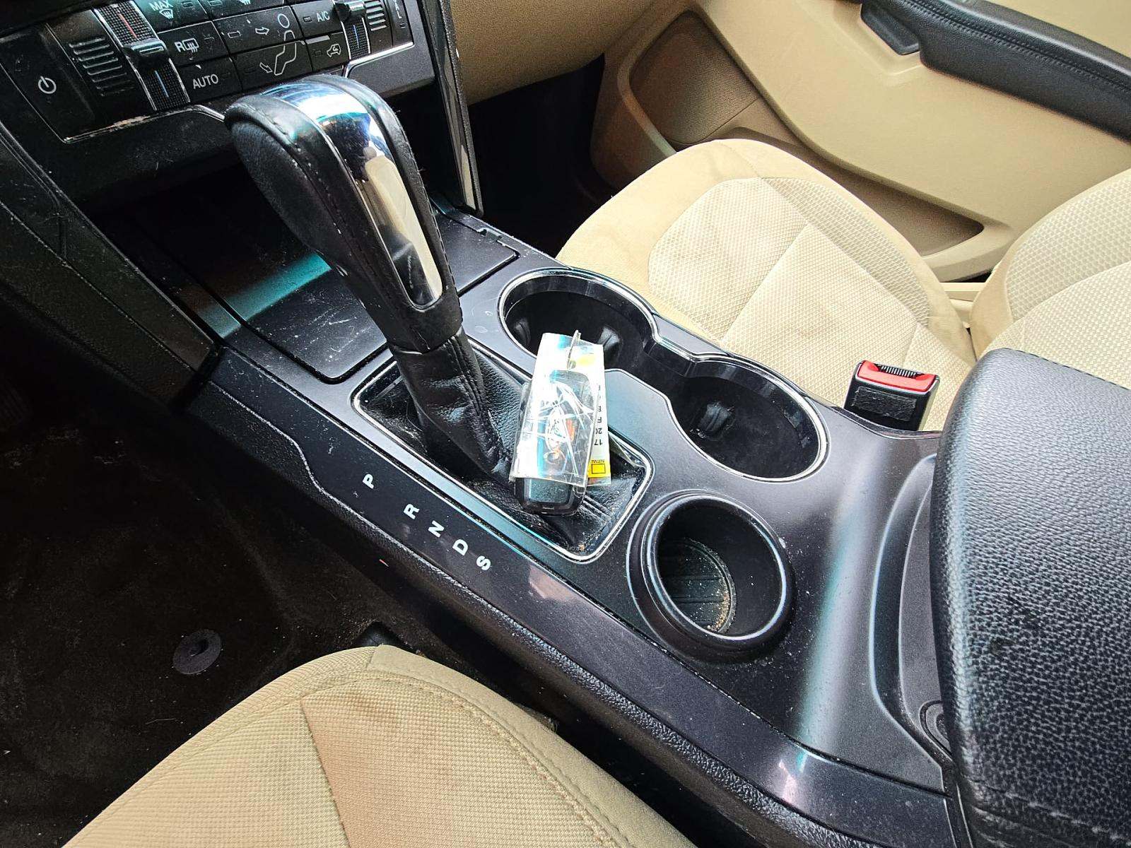 FORD EXPLORER - 8