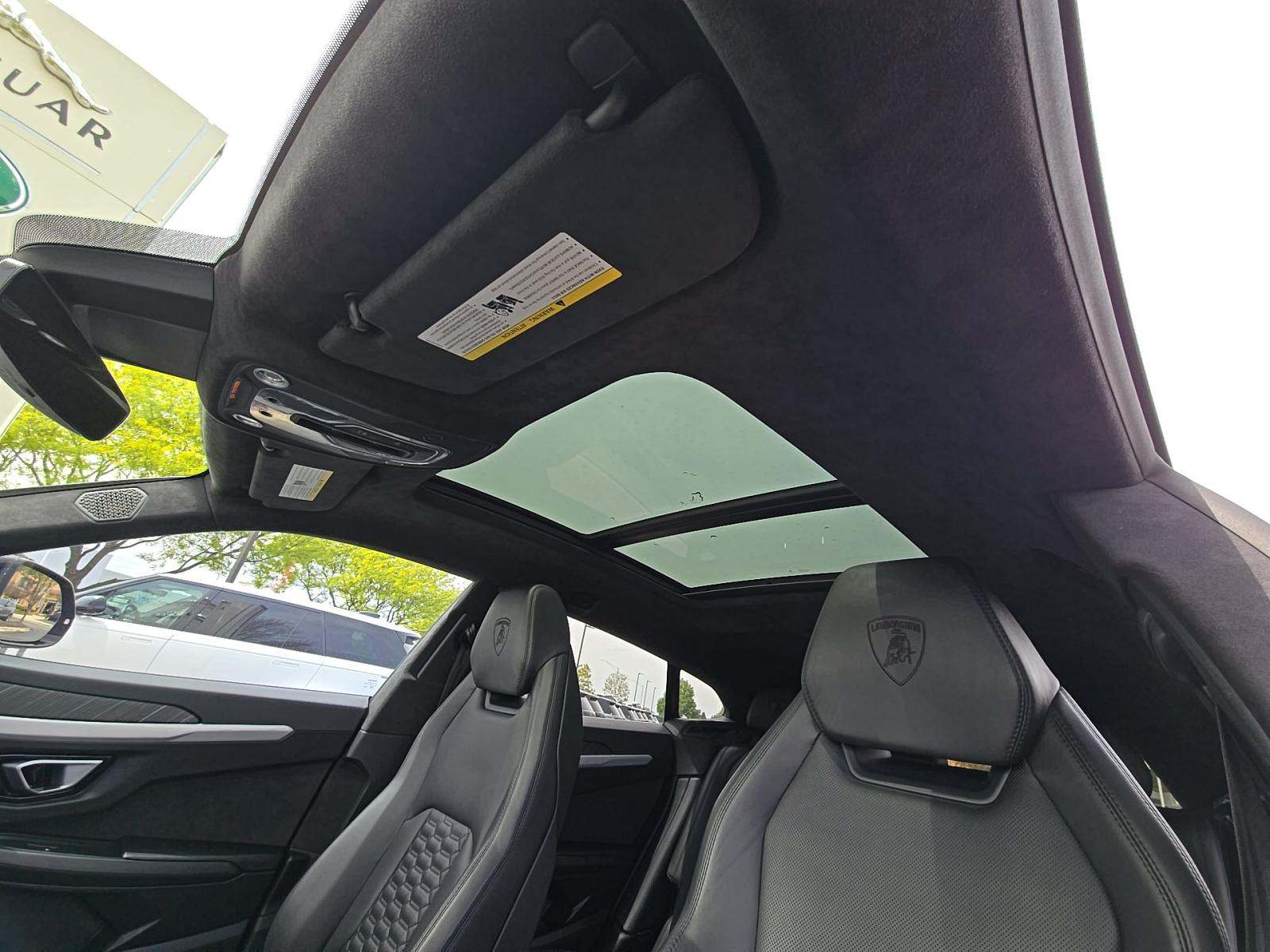 2019 Lamborghini Urus Base AWD