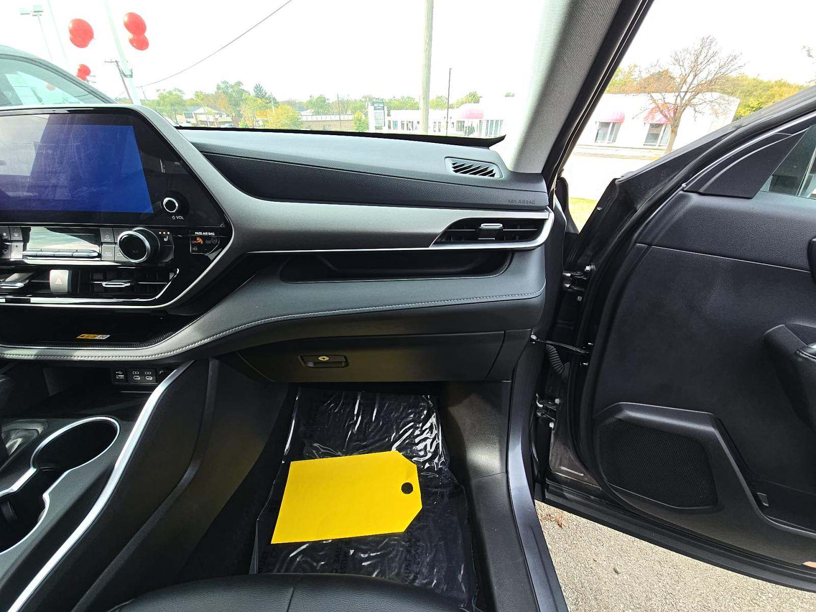 2024 Toyota Highlander XLE AWD