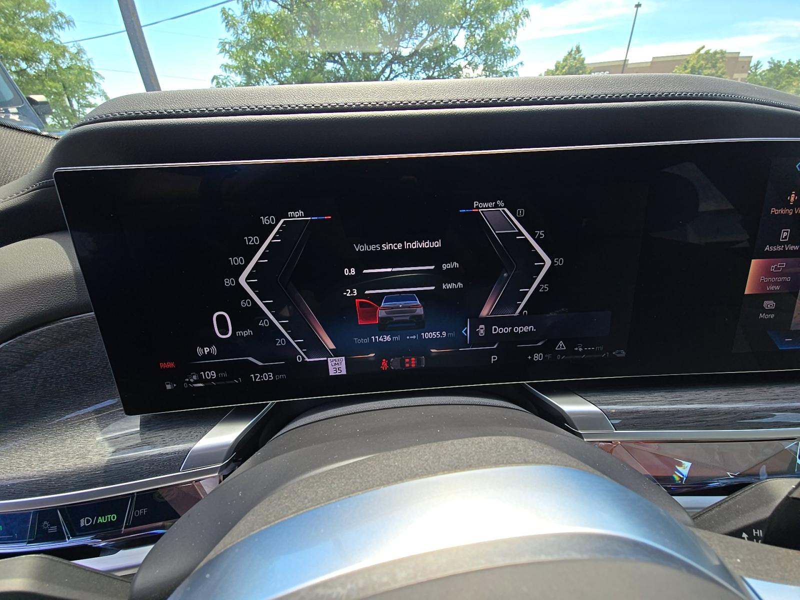 2025 BMW 7 Series 750e xDrive AWD