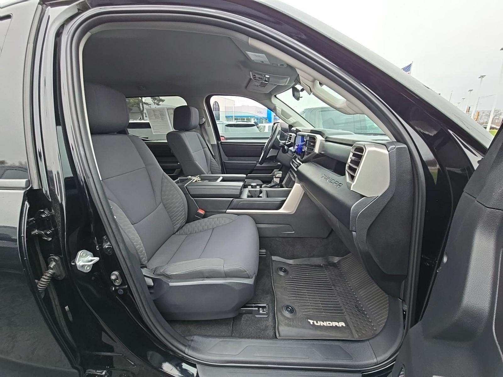 2022 Toyota Tundra SR5 RWD