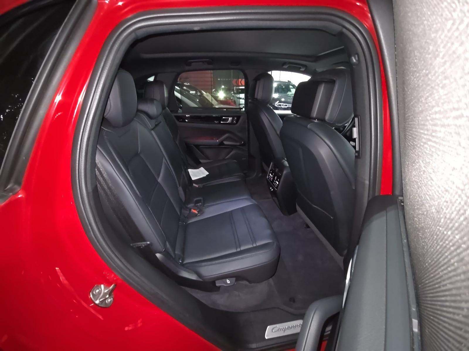 2023 Porsche Cayenne Base AWD