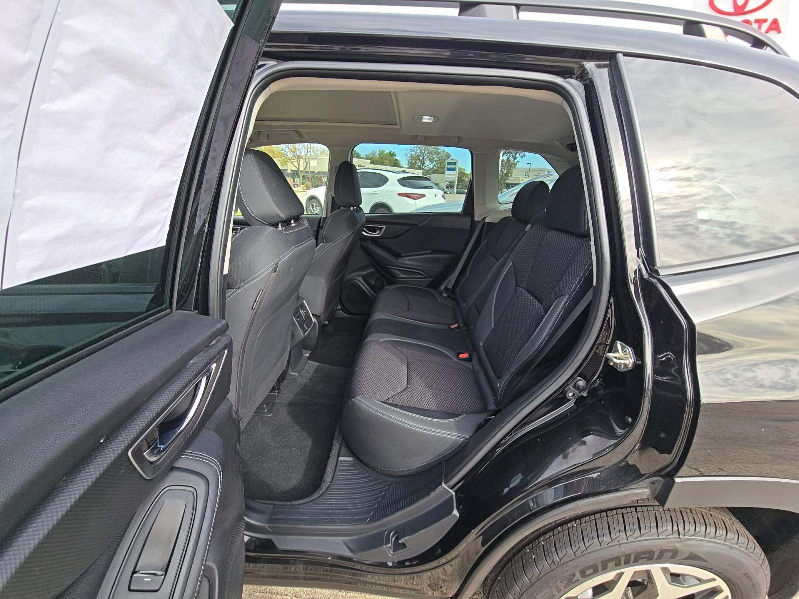 2022 Subaru Forester Premium AWD