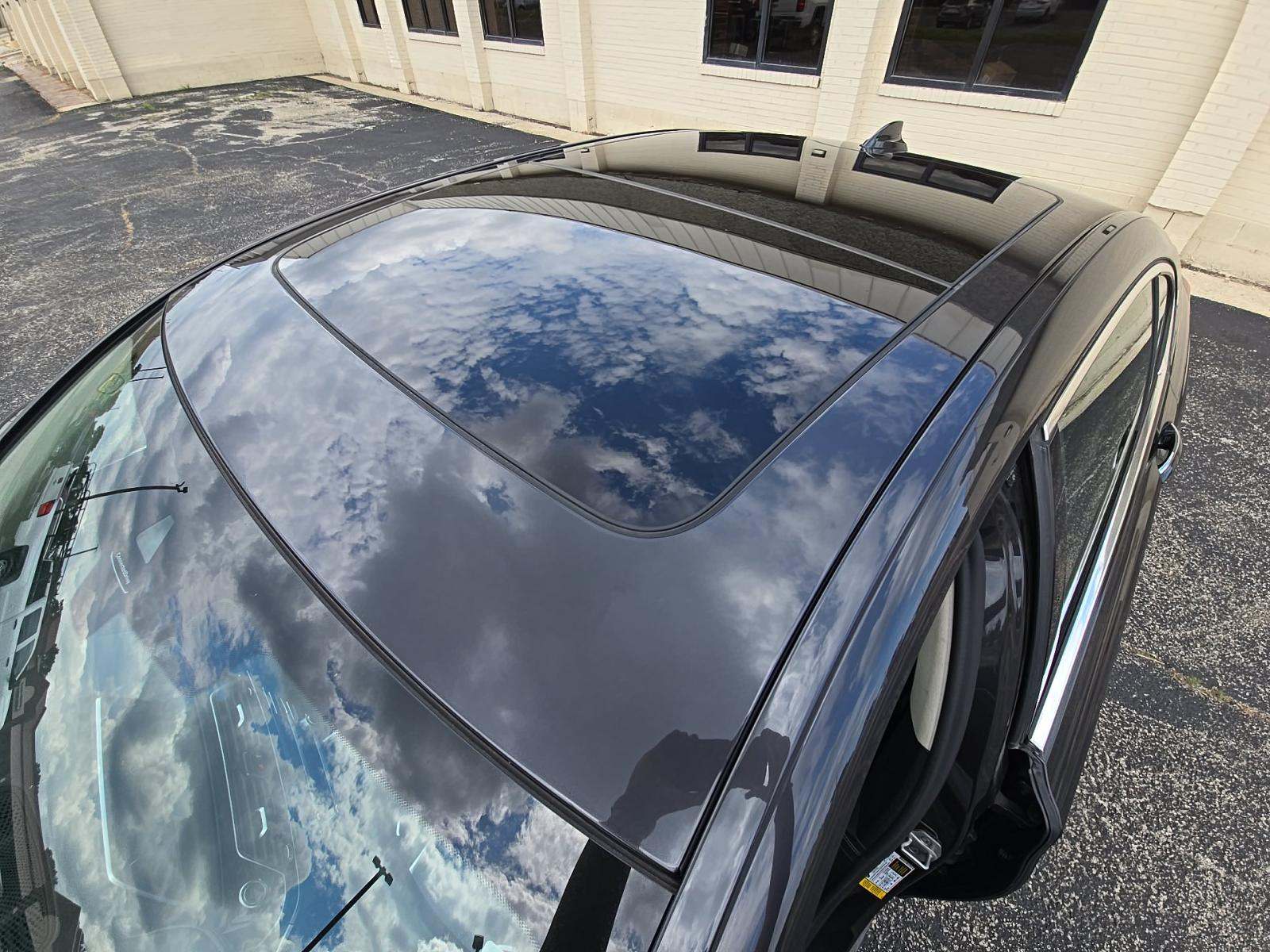 2022 BMW 7 Series 740i RWD