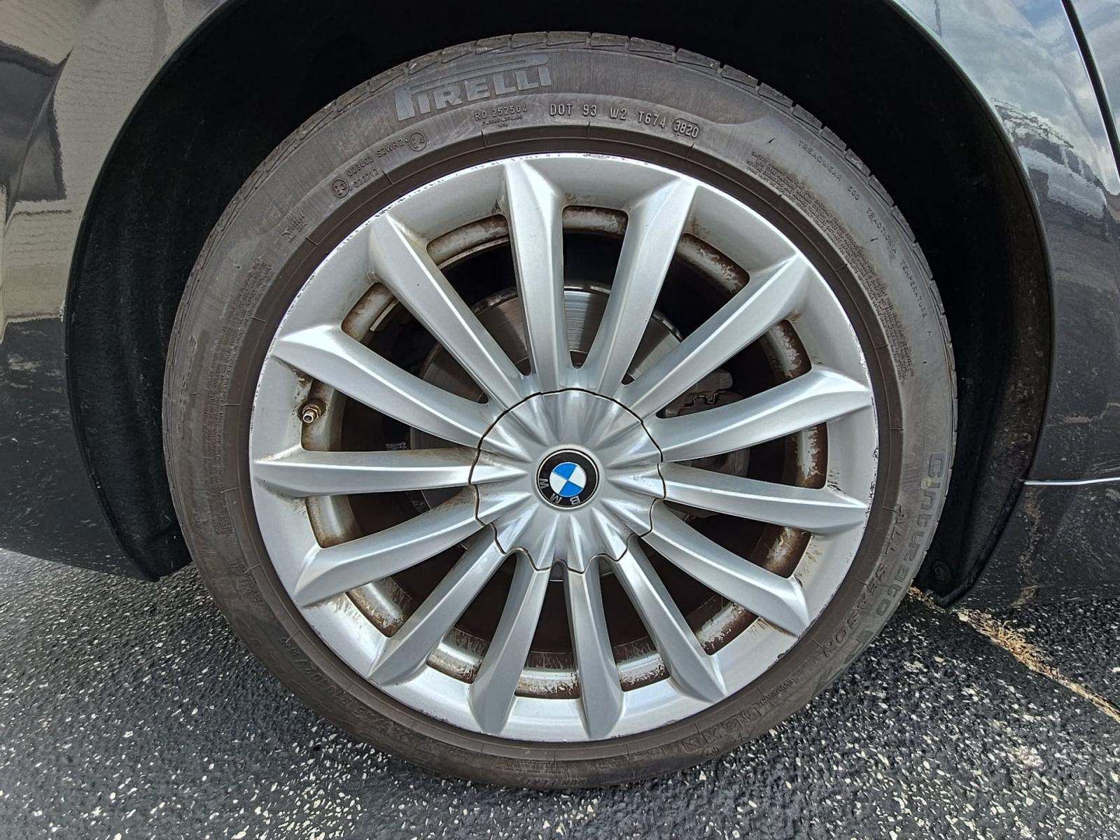 2022 BMW 7 Series 740i RWD