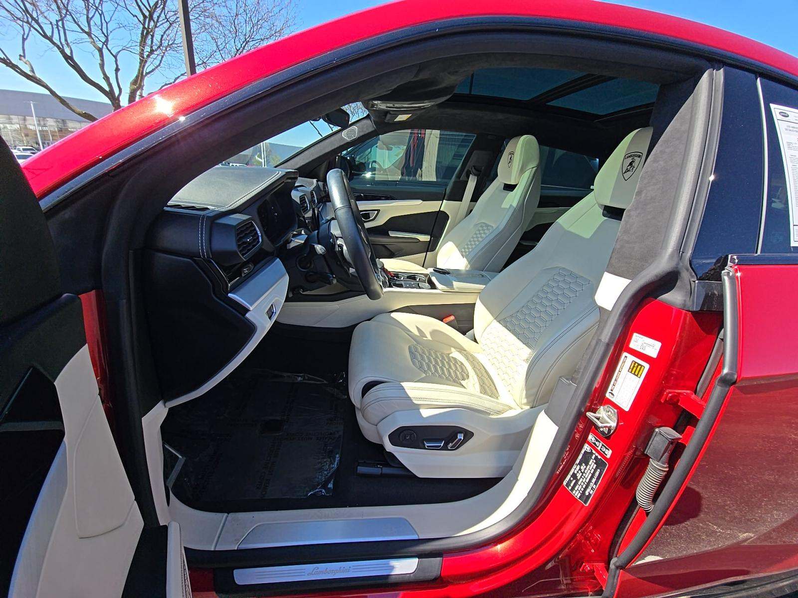 2021 Lamborghini Urus Base AWD