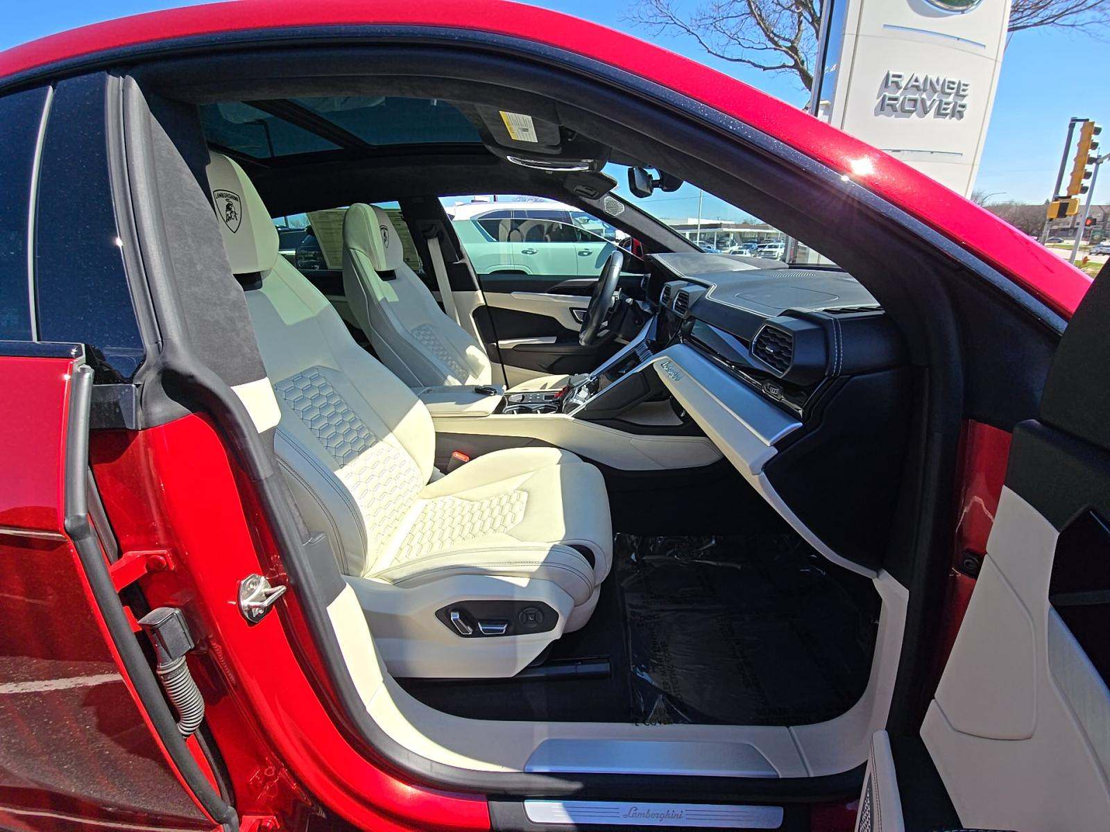 2021 Lamborghini Urus Base AWD