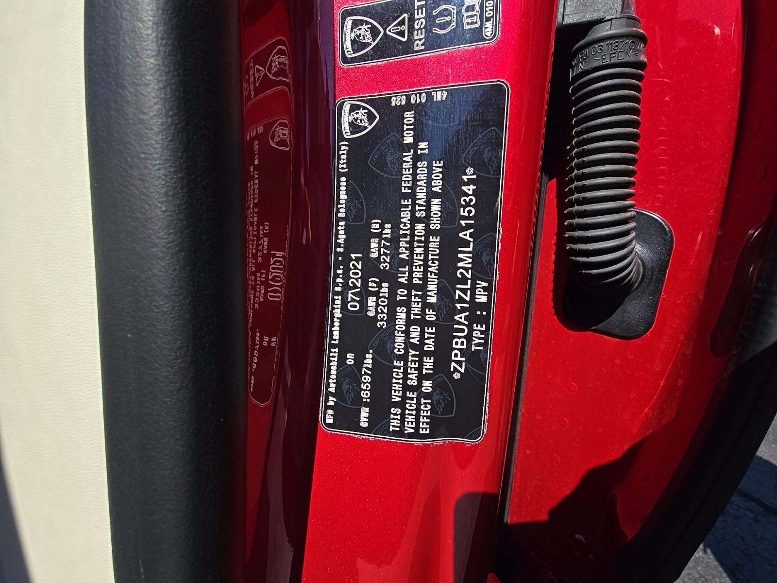 2021 Lamborghini Urus Base AWD