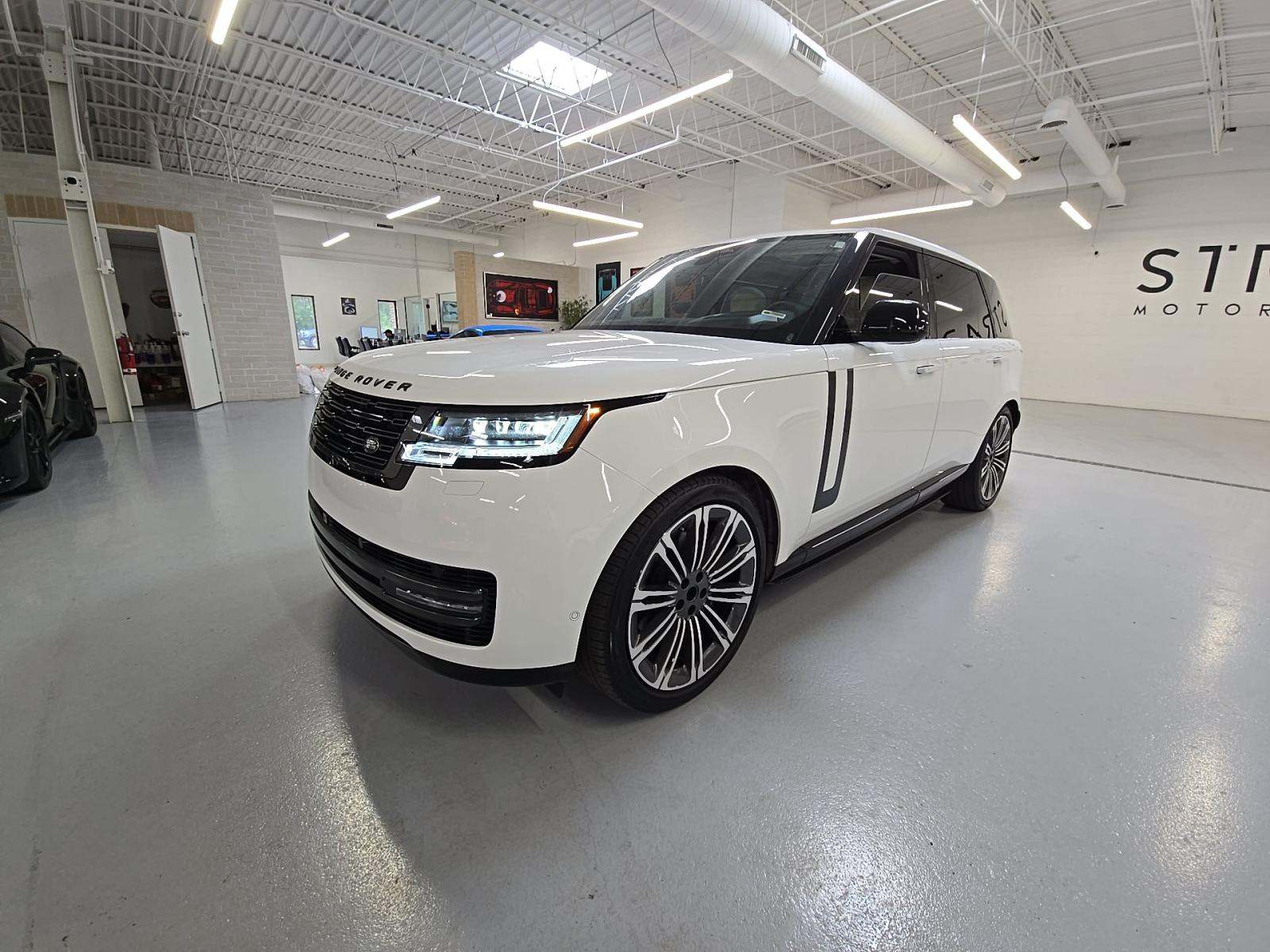 2024 Land Rover Range Rover SE LWB AWD