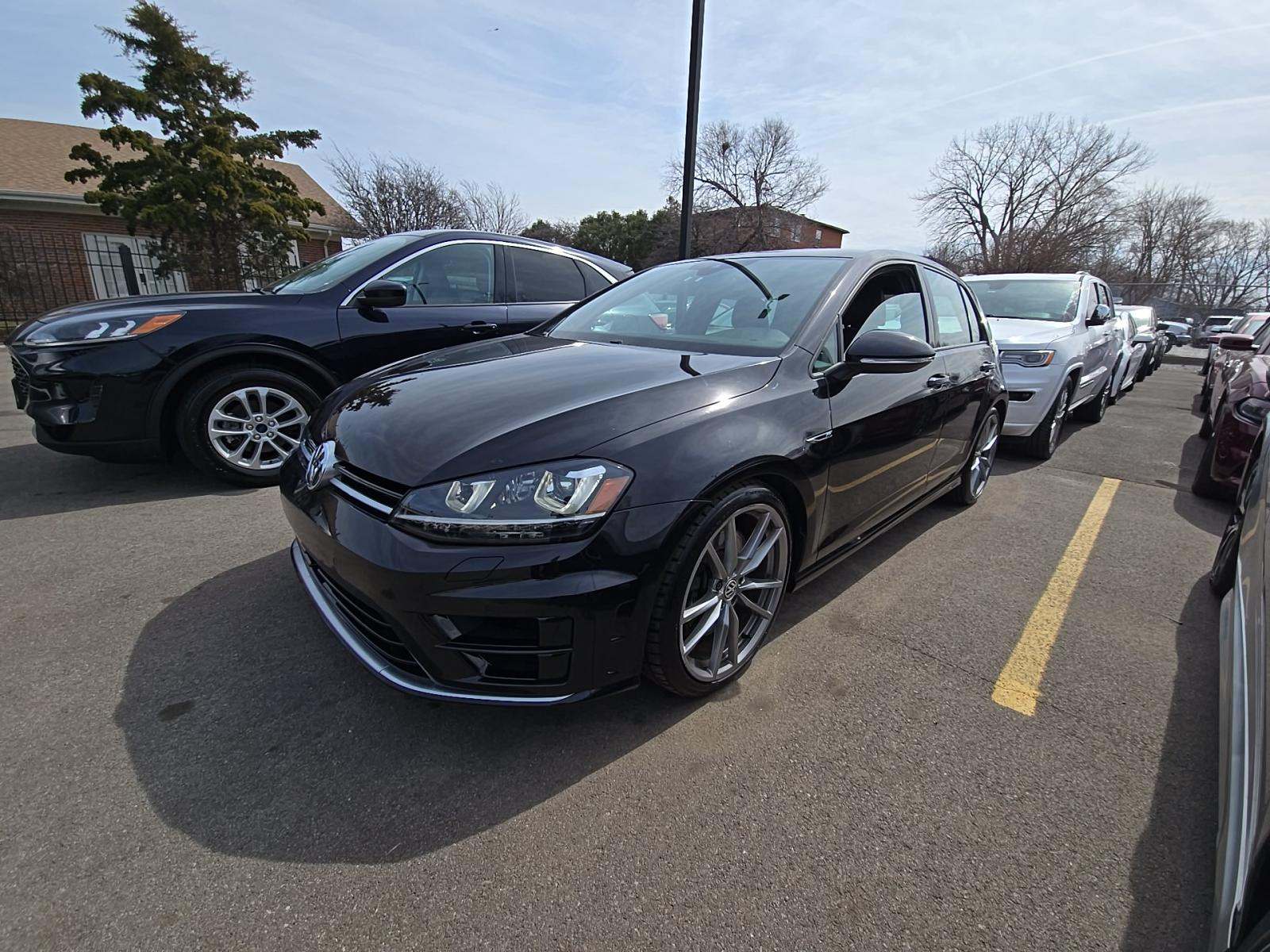 2017 Volkswagen Golf R 2.0T AWD