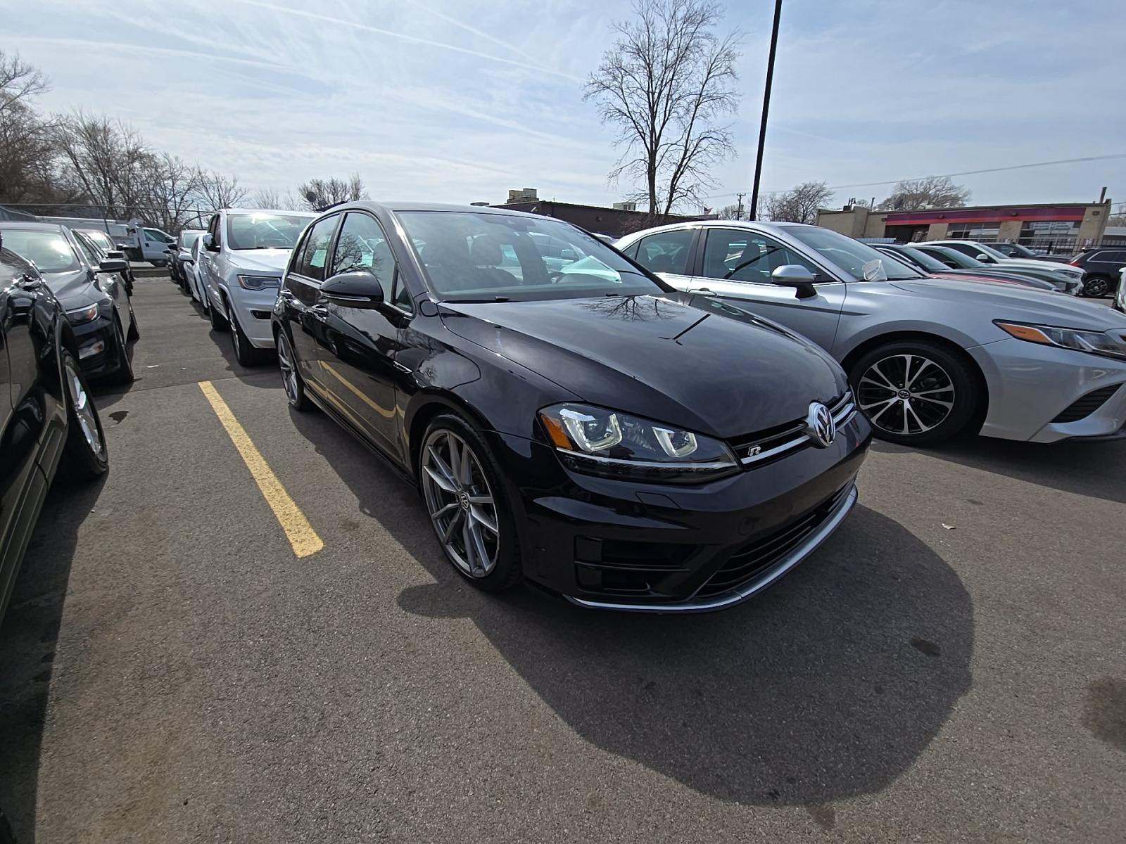 2017 Volkswagen Golf R 2.0T AWD