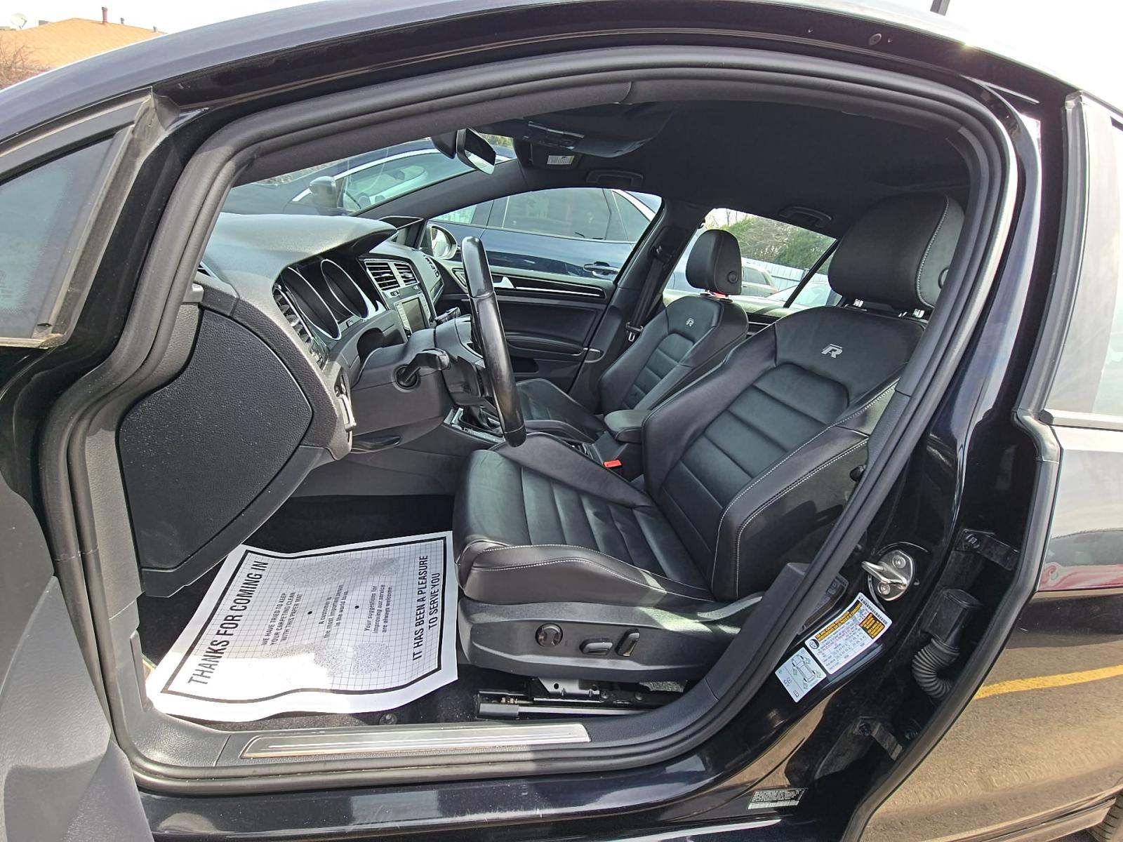 2017 Volkswagen Golf R 2.0T AWD