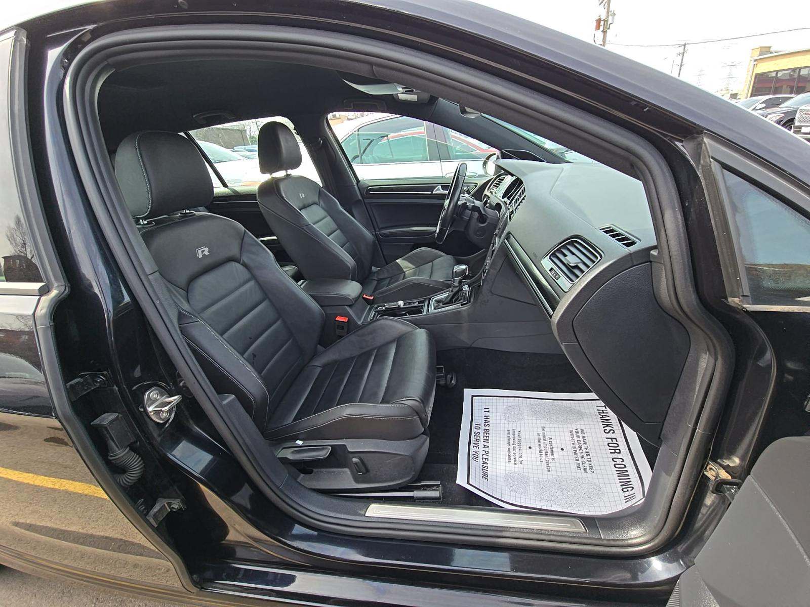 2017 Volkswagen Golf R 2.0T AWD