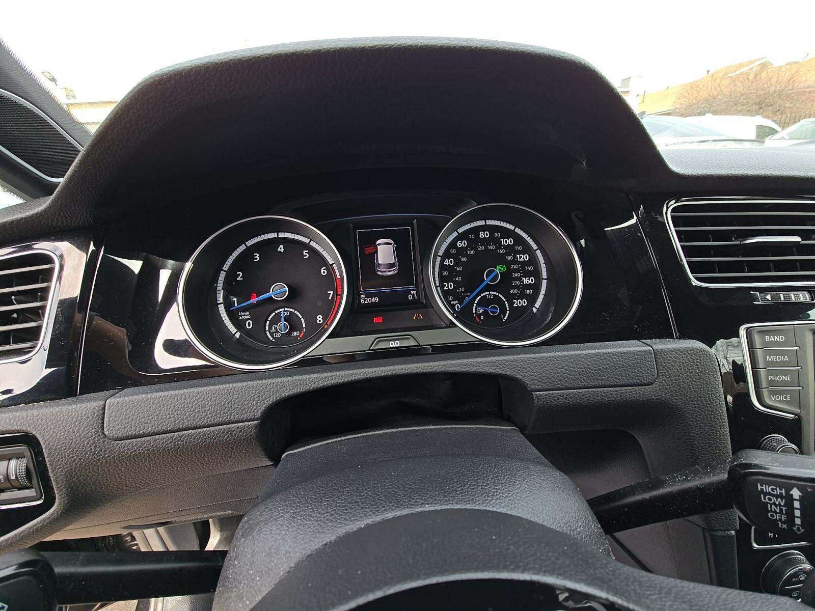 2017 Volkswagen Golf R 2.0T AWD