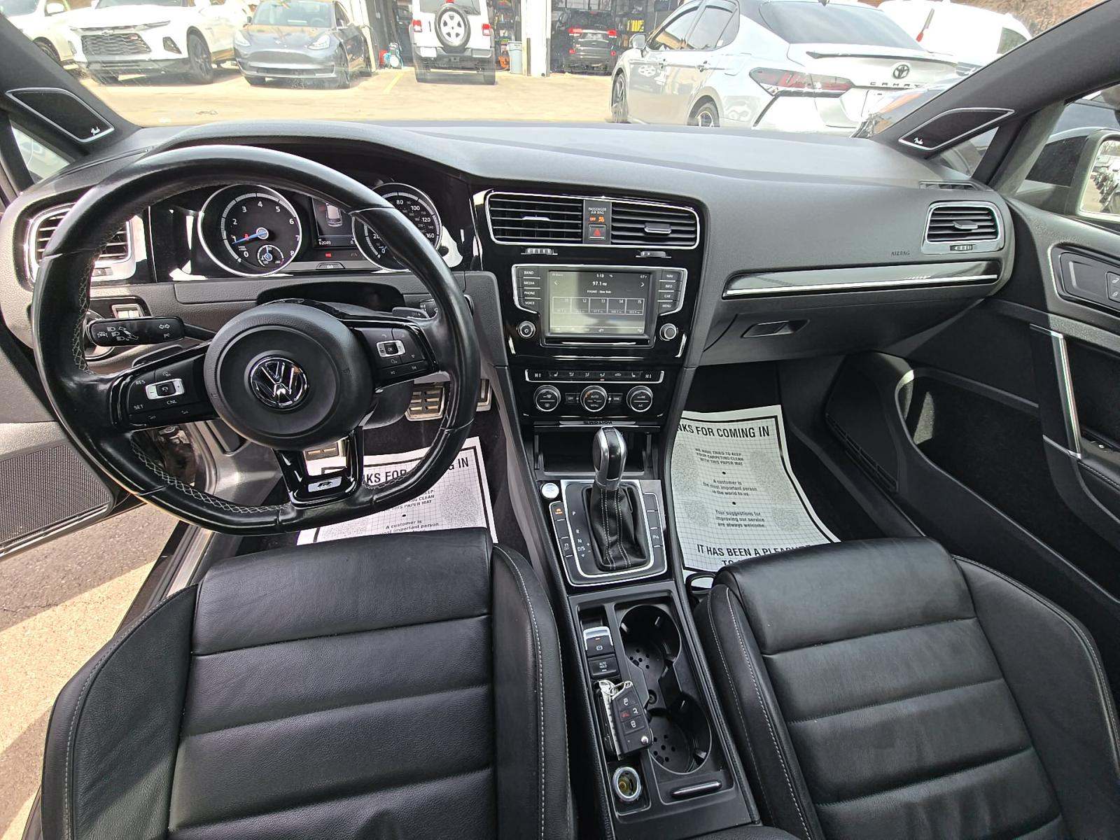 2017 Volkswagen Golf R 2.0T AWD