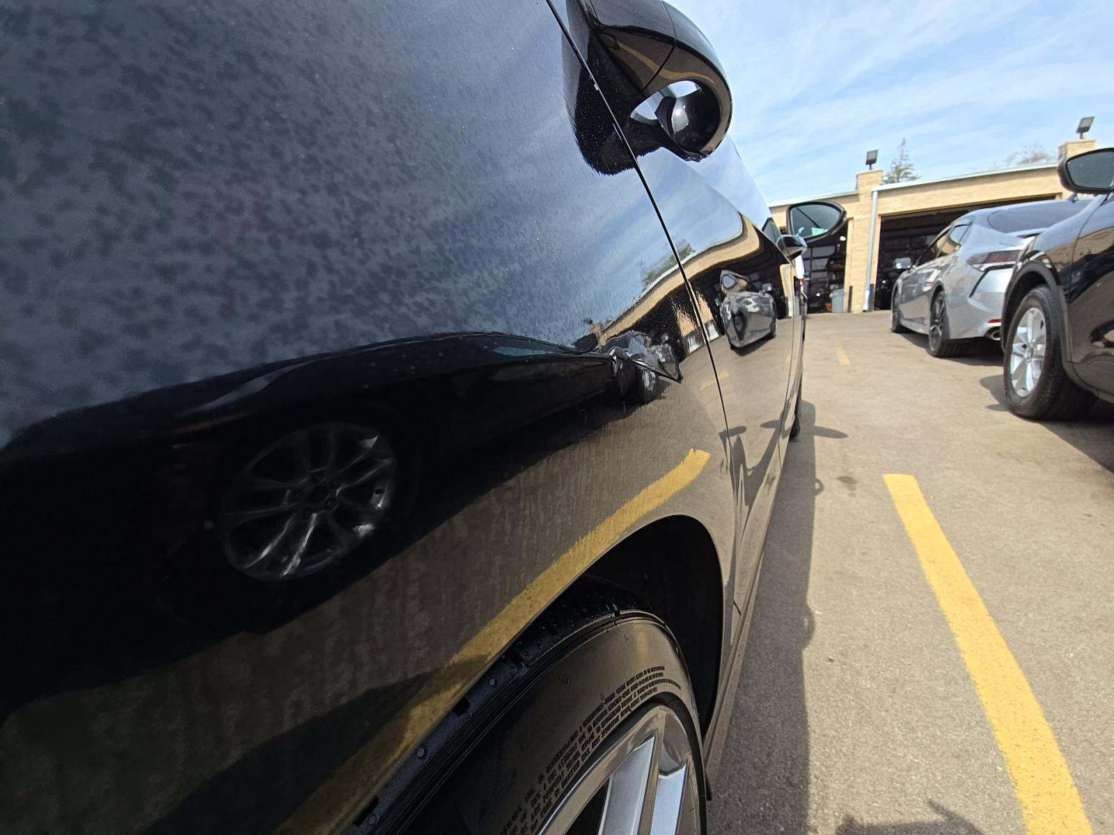 2017 Volkswagen Golf R 2.0T AWD