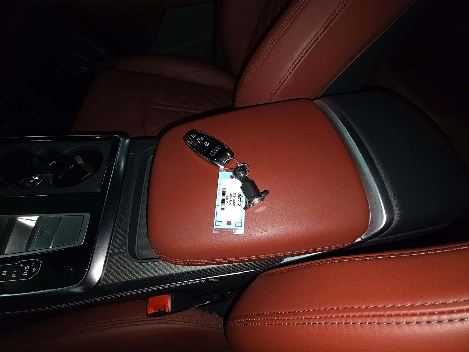 2024 Audi SQ8 Prestige AWD