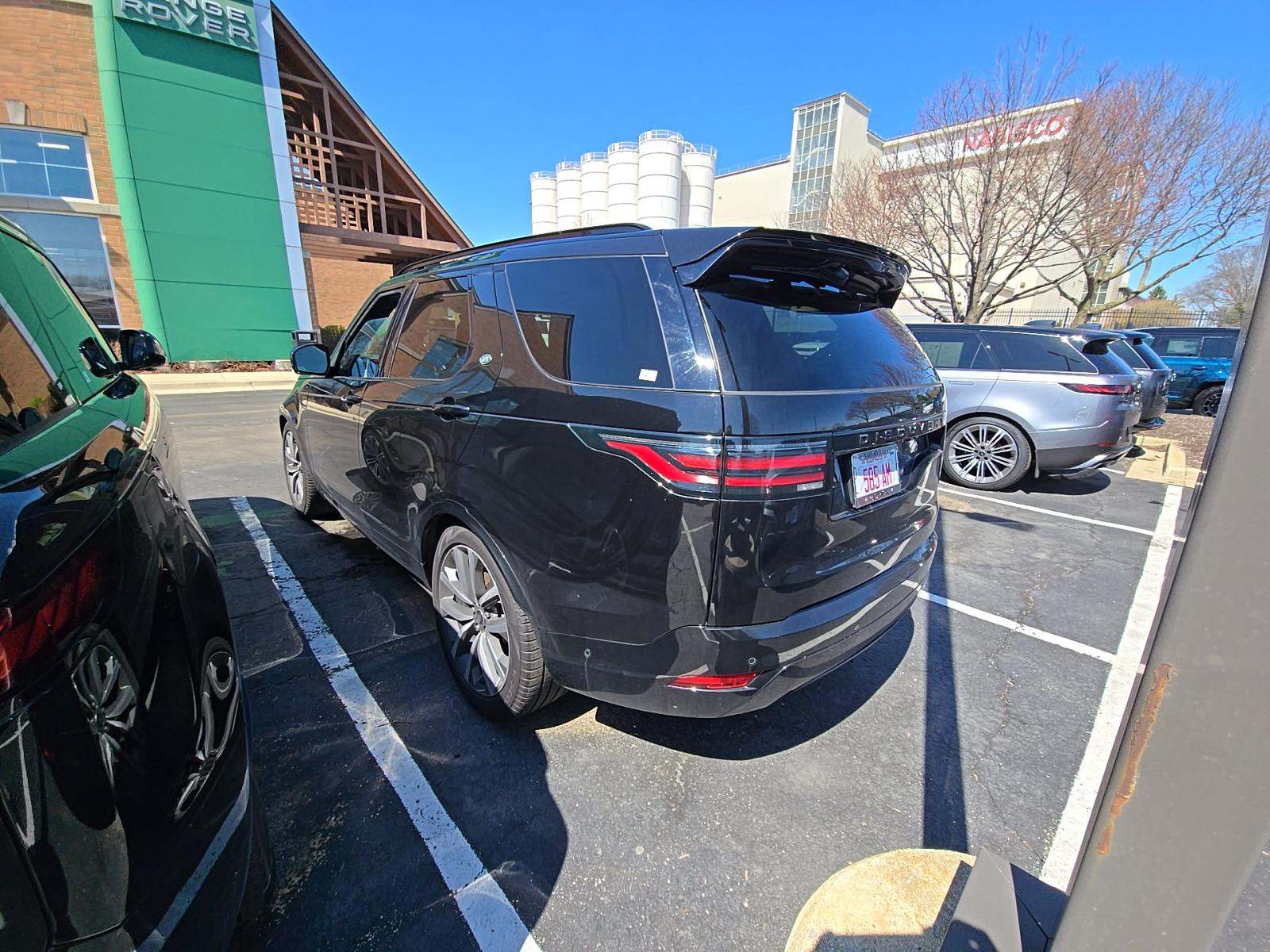 2024 Land Rover Discovery Dynamic SE AWD
