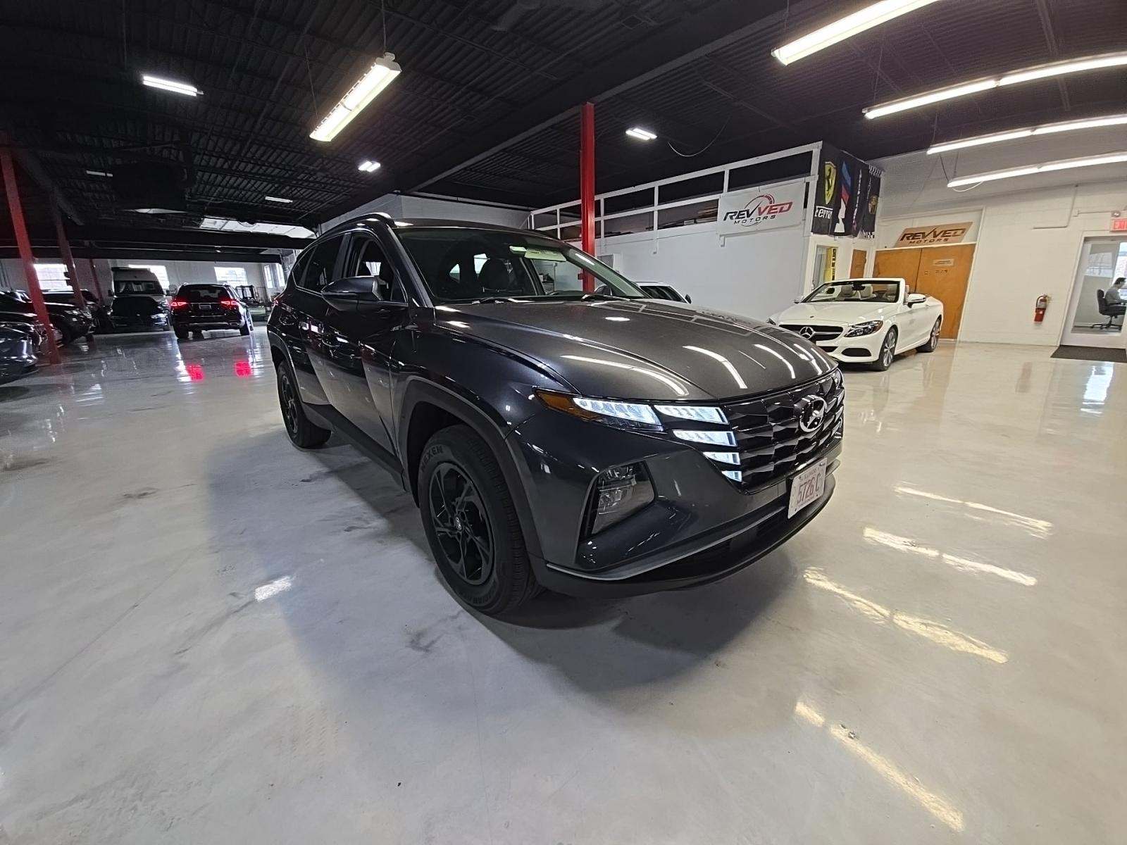 HYUNDAI TUCSON - 4