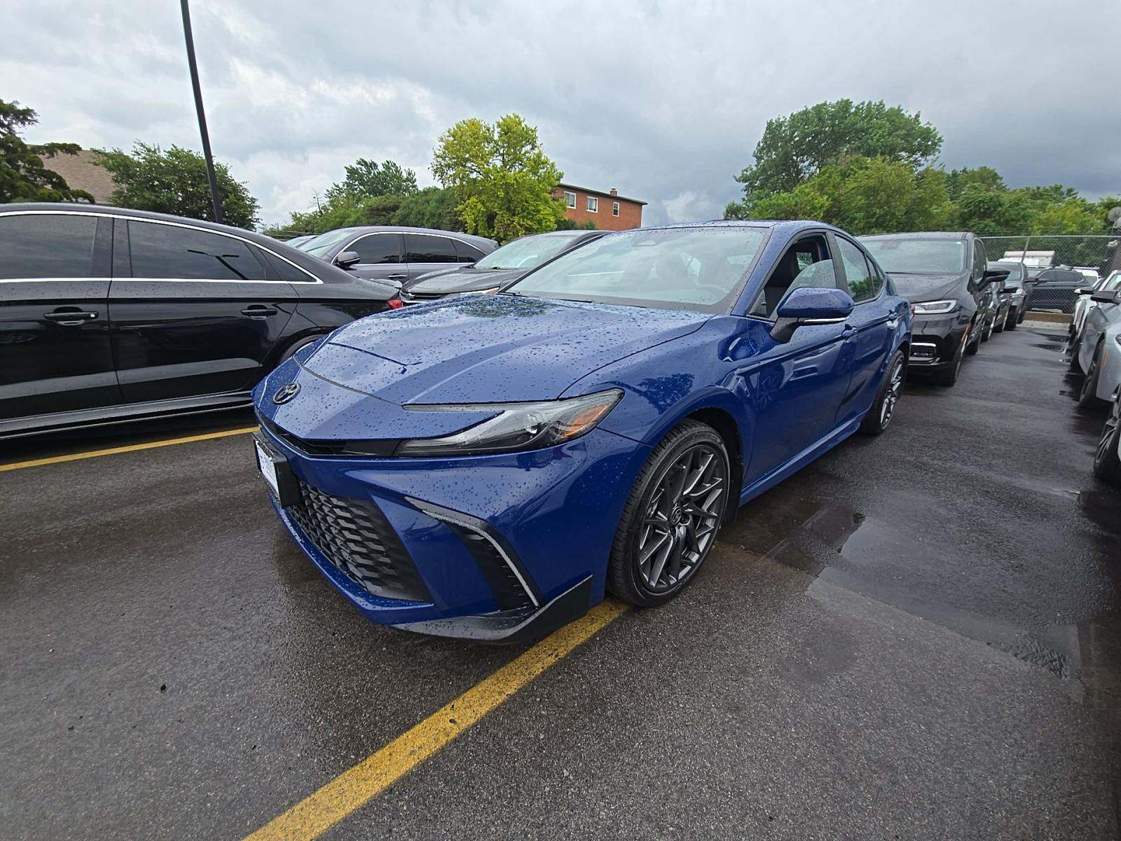 2025 Toyota Camry SE AWD