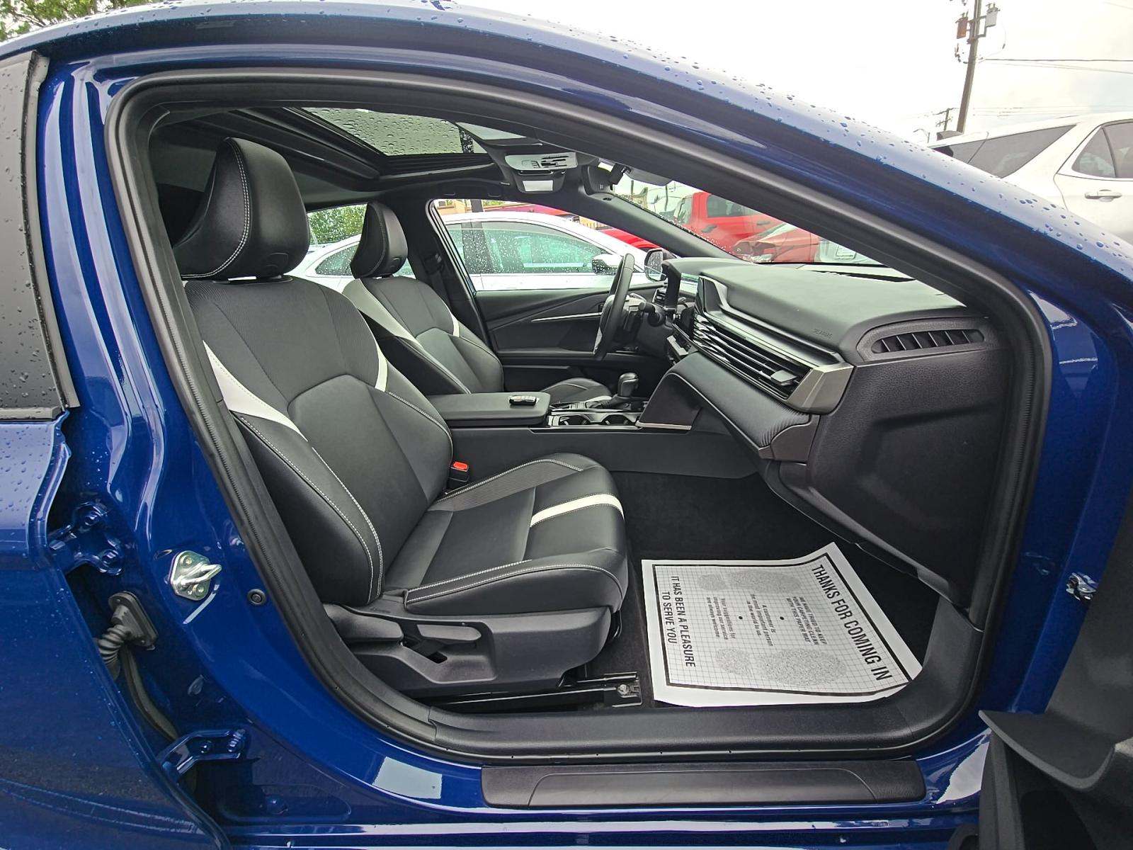 2025 Toyota Camry SE AWD