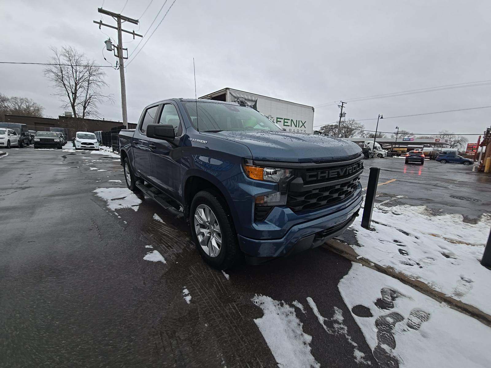 2024 Chevrolet Silverado 1500 Custom AWD