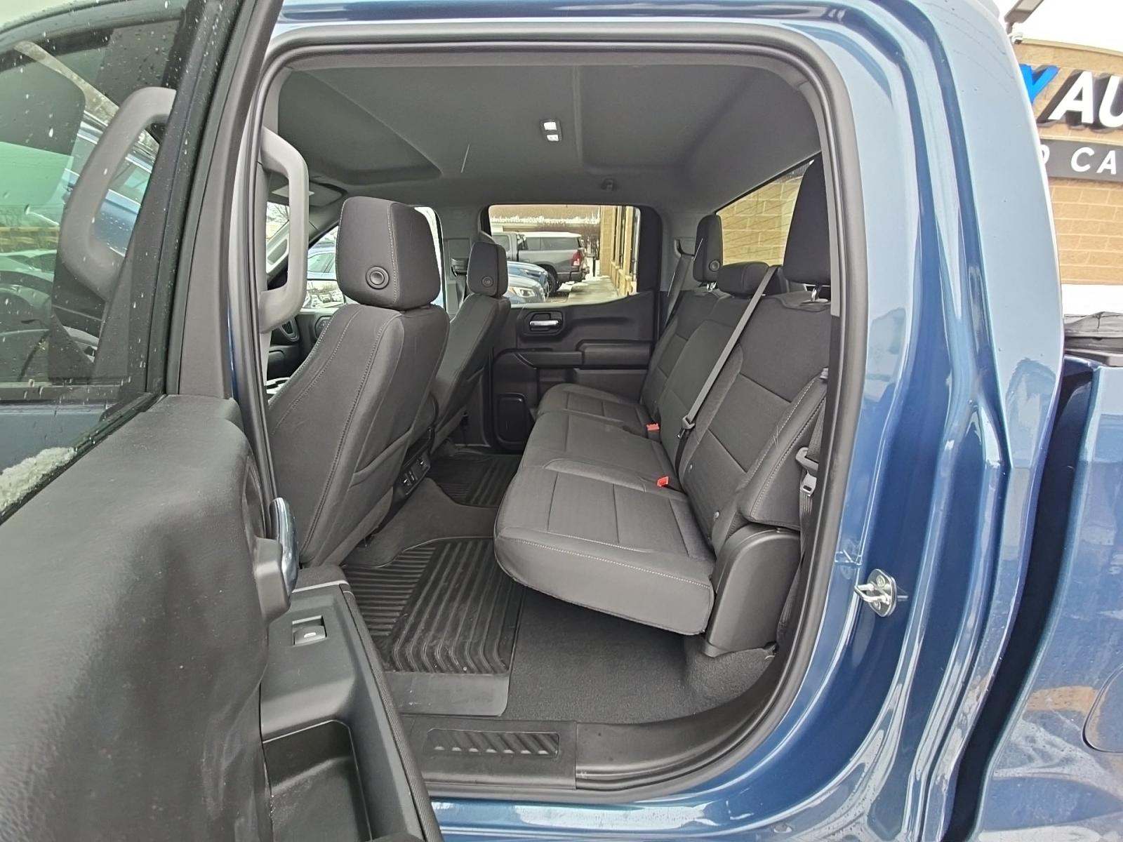 2024 Chevrolet Silverado 1500 Custom AWD