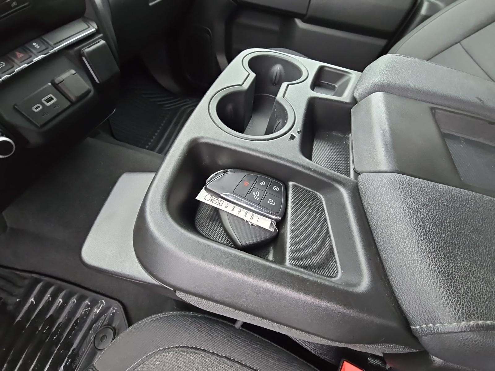 2024 Chevrolet Silverado 1500 Custom AWD