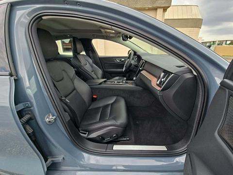 2024 Volvo S60 B5 Plus AWD