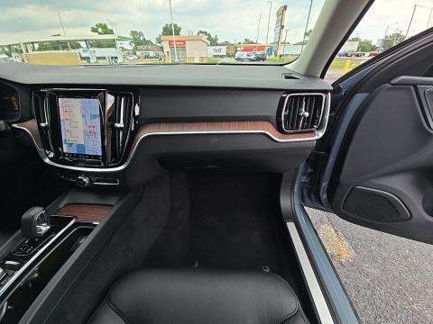 2024 Volvo S60 B5 Plus AWD