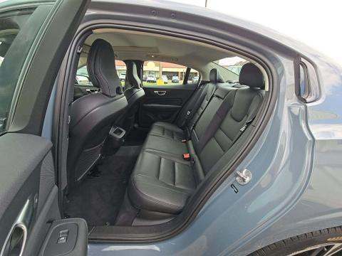 2024 Volvo S60 B5 Plus AWD