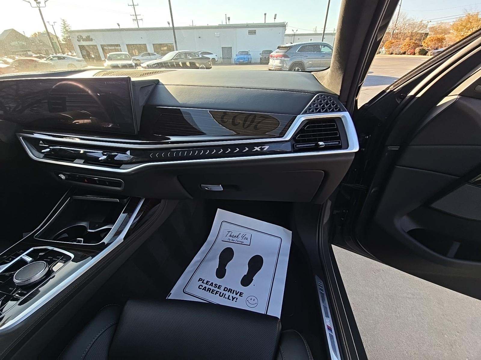 2023 BMW X7 xDrive40i AWD