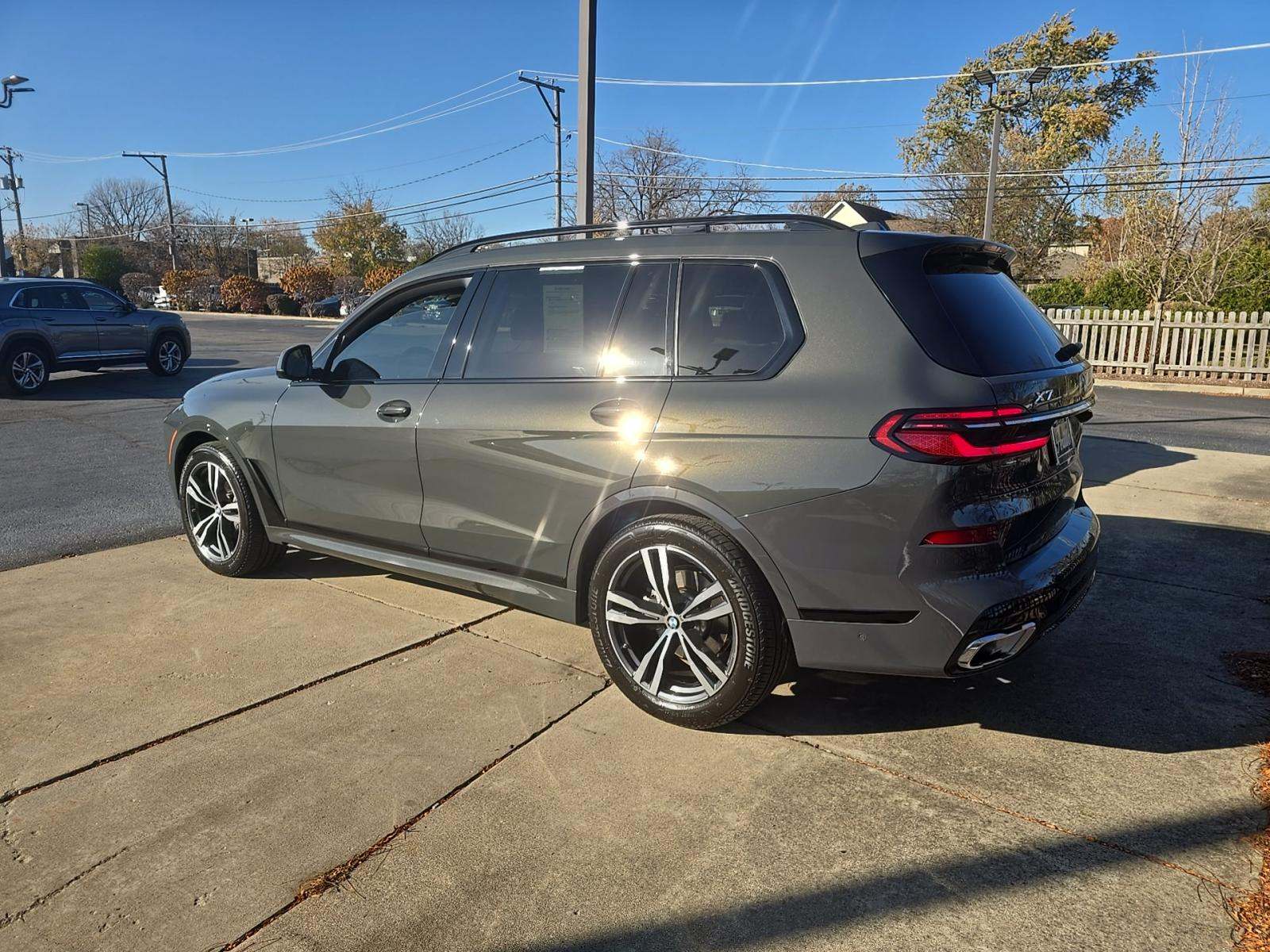 2023 BMW X7 xDrive40i AWD