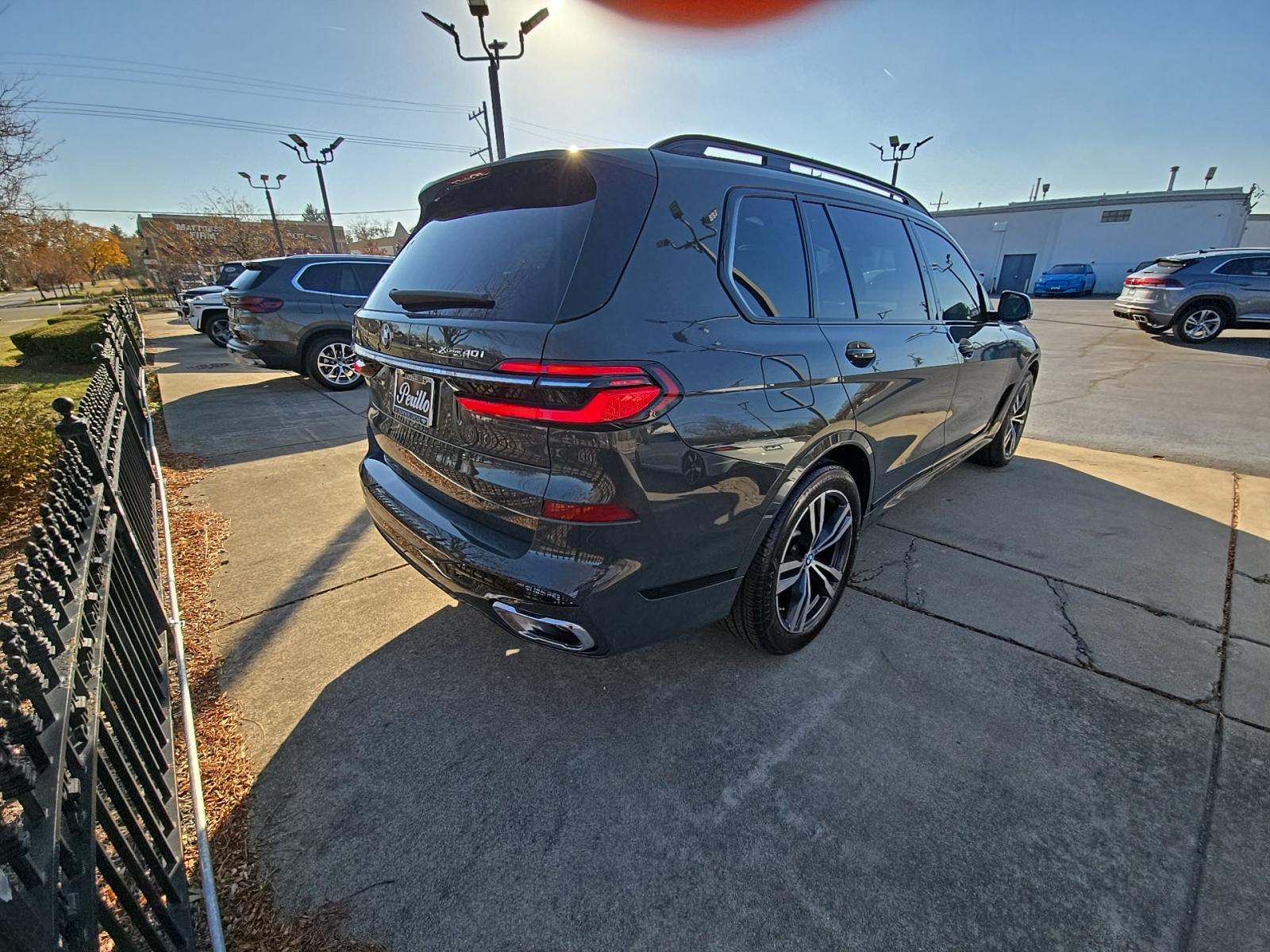 2023 BMW X7 xDrive40i AWD