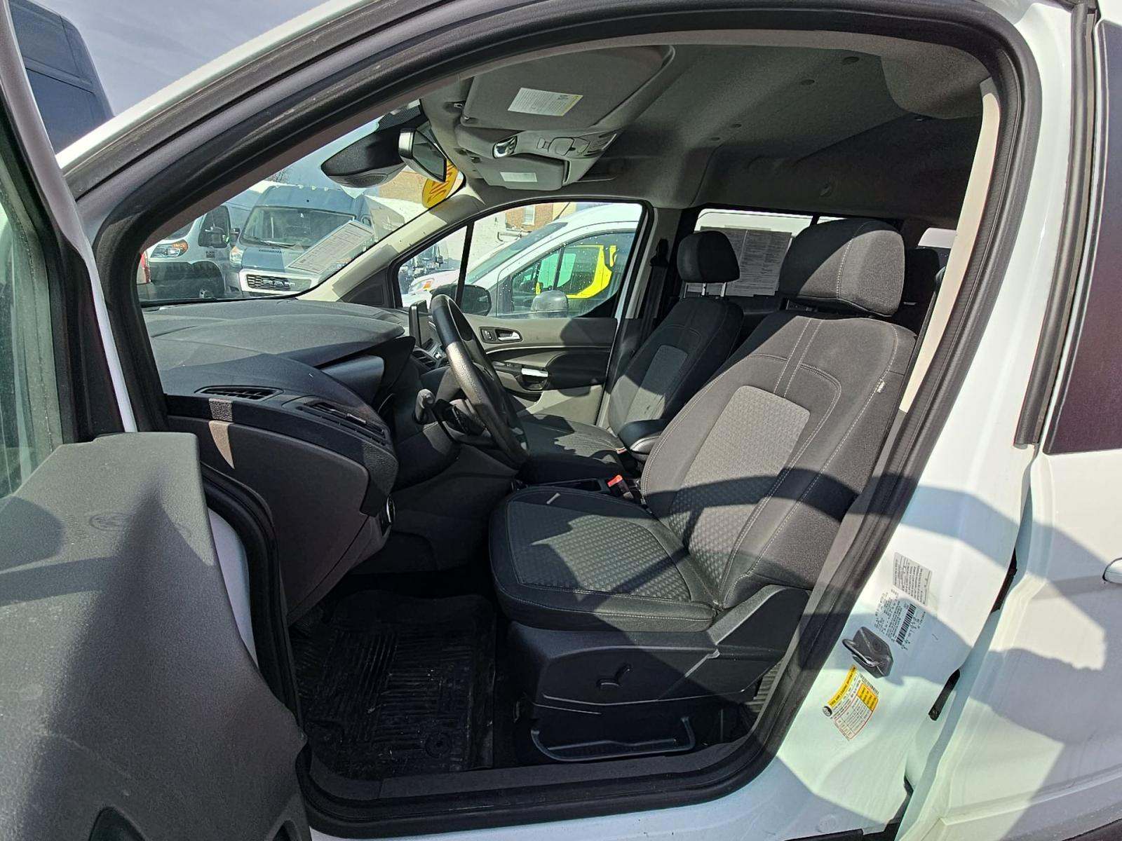 FORD TRANSIT CONNECT - 6