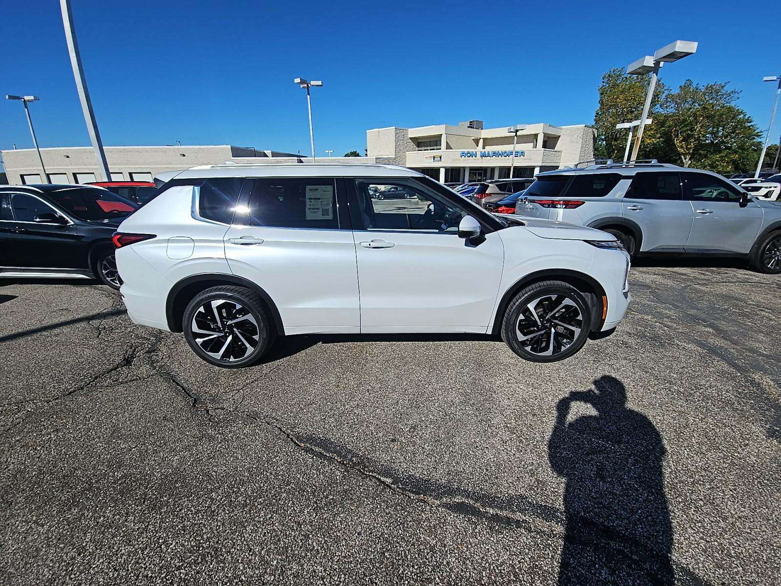 2024 Mitsubishi Outlander SEL Platinum Edition AWD